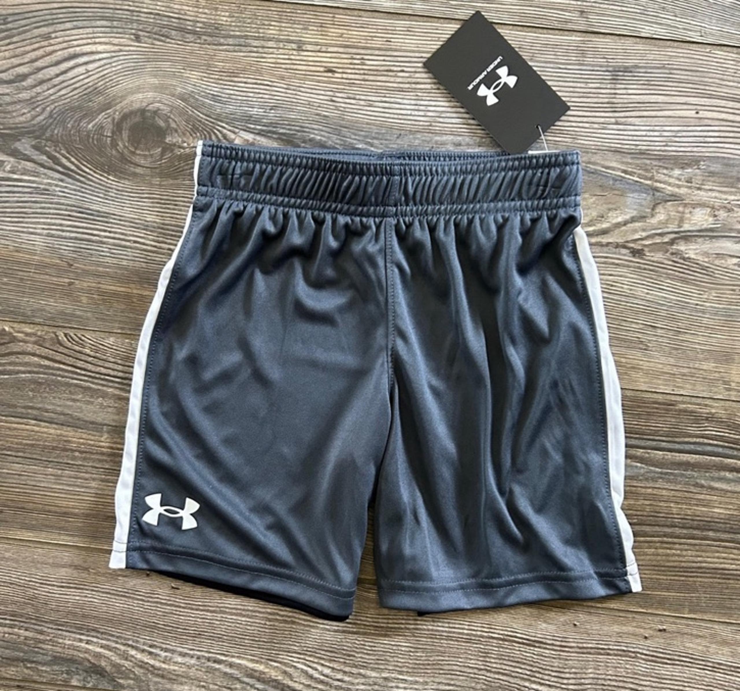 Under Armour Shorts size 4