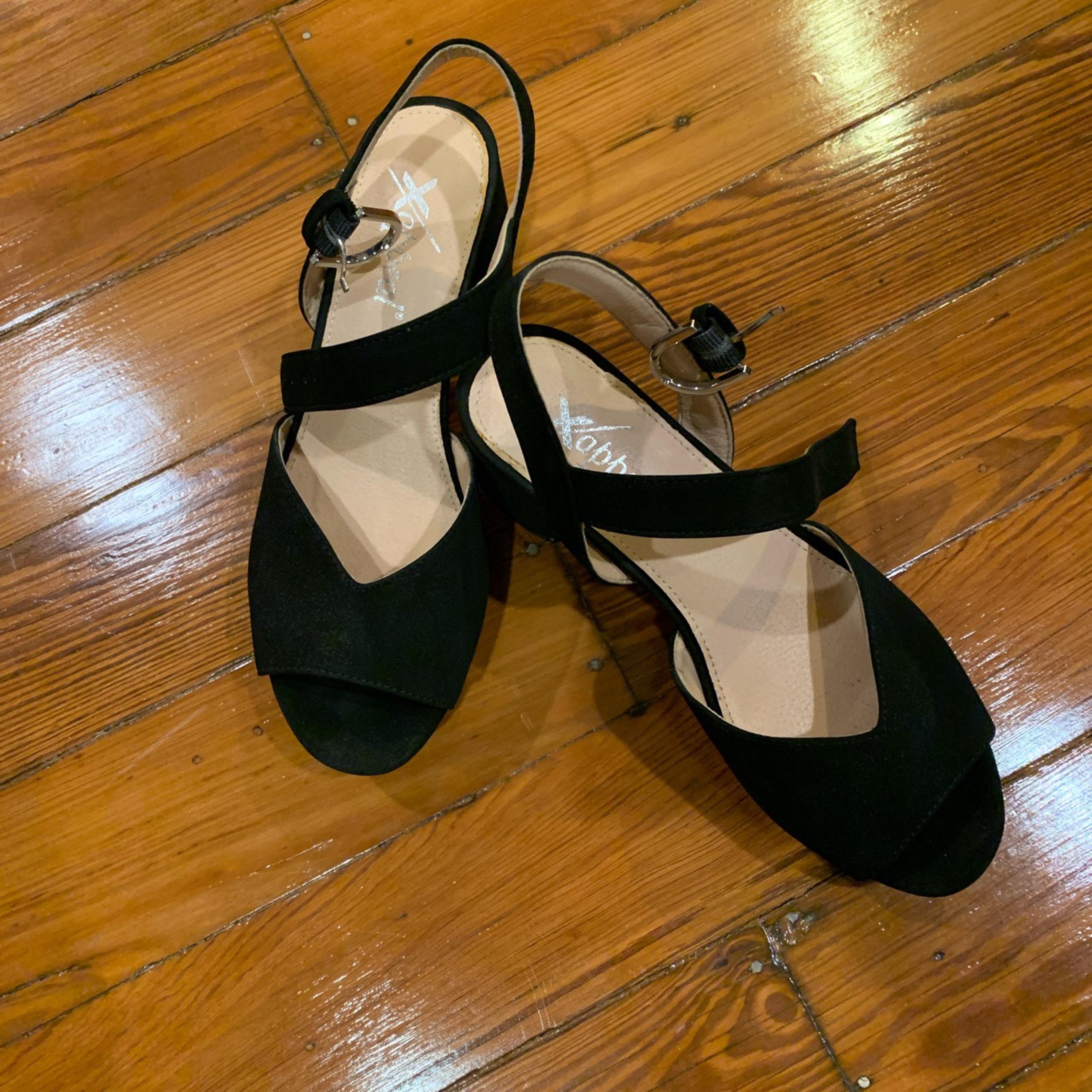 Black peep toe xappeal heels. 6M