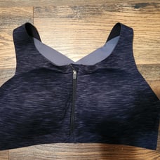 Lululemon woman's sports bra 36D
