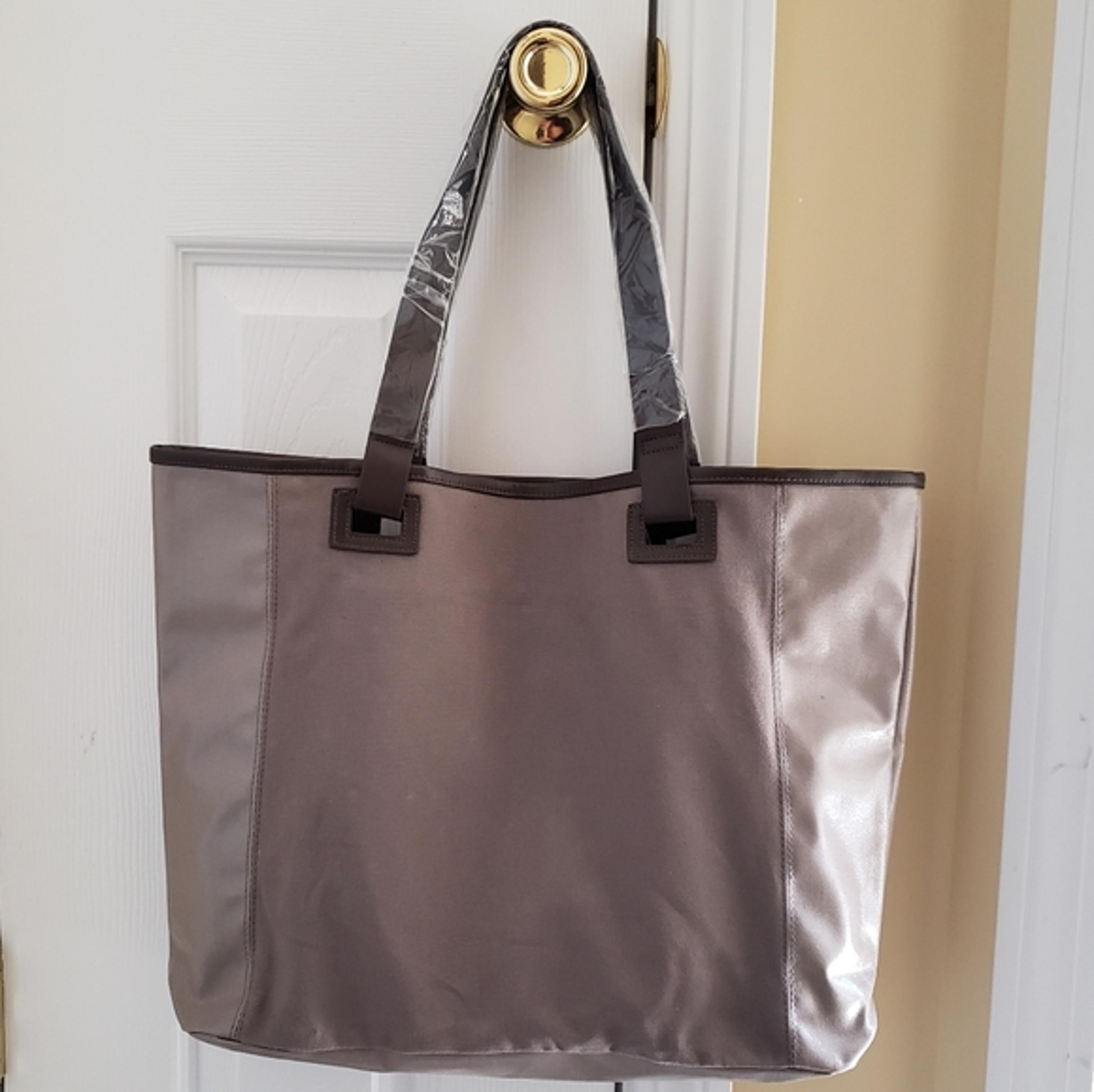 Large Canvas Tote NWT - Tag