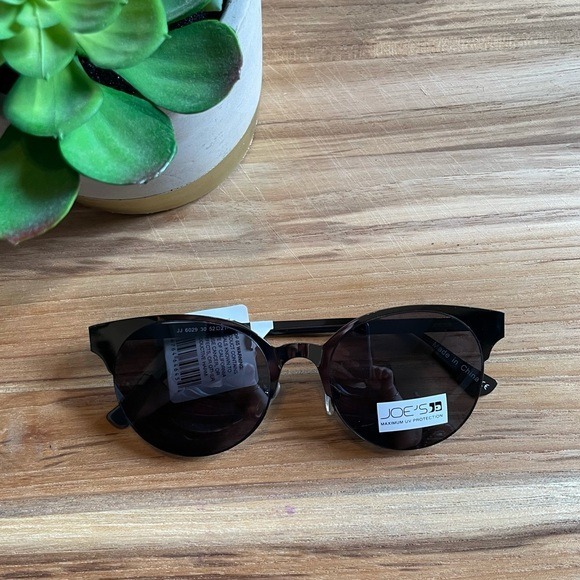 New Joe’s Jeans Metallic Gunmetal Square Sunglasses Max UV Protection Black 98
