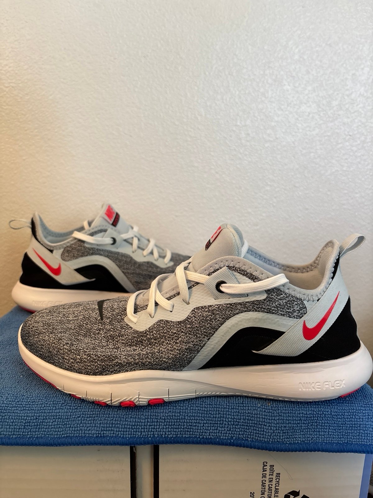 Nike Flex TR9 Half Blue Red Orbit Grey Women’s Size 9