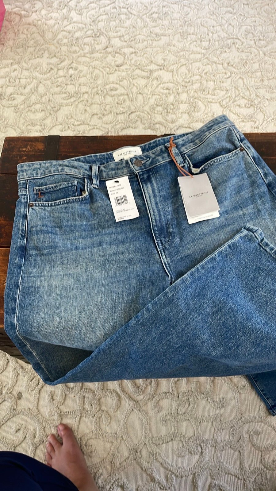 Lafayette 148 New York Faded Skyline High Waist Wide Leg Jeans Size 32 NWT
