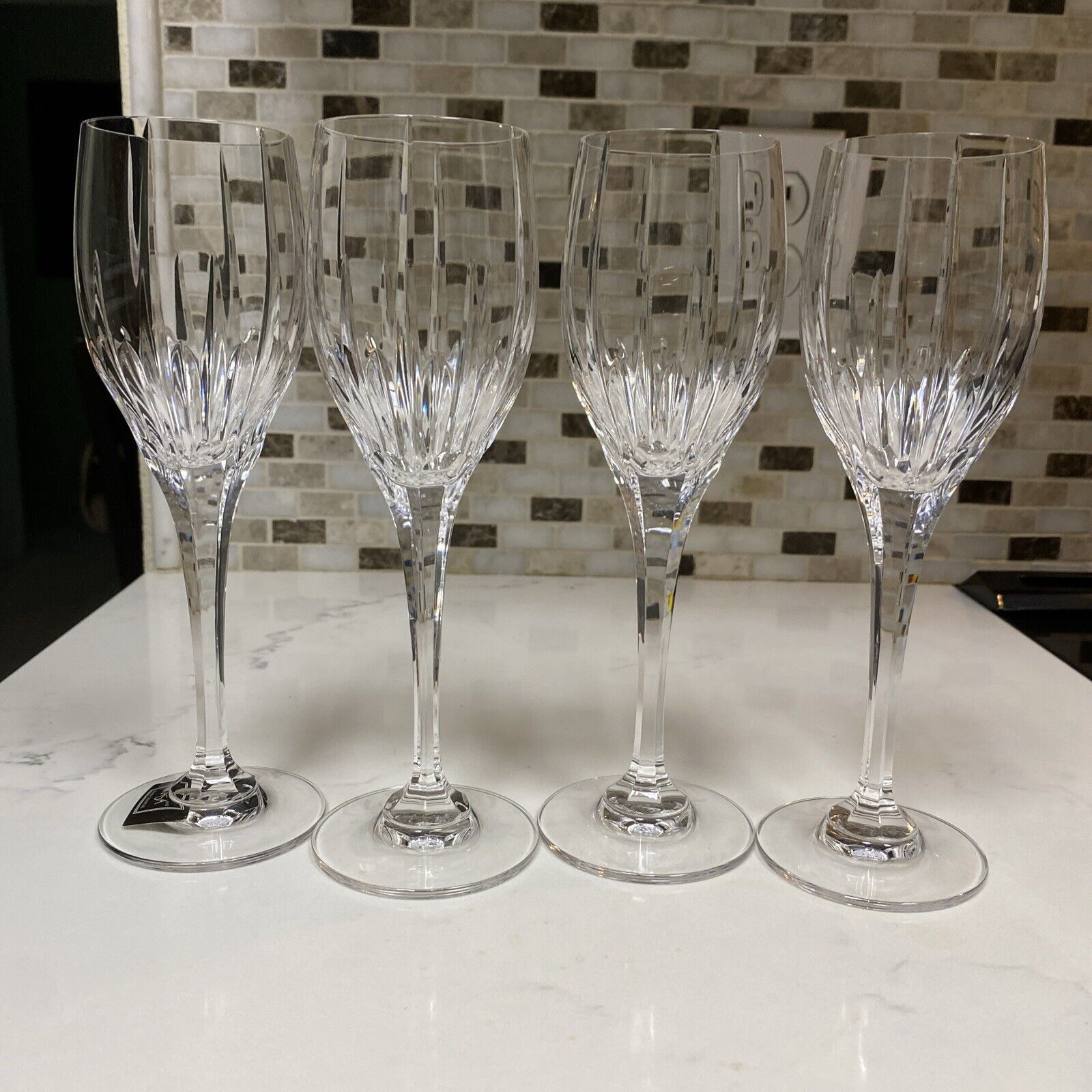 Set of 4 Mikasa Arctic Lights Crystal Clear Lead Crystal Wine Glasses