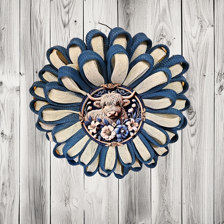 Cream & White Highland cow wreath
