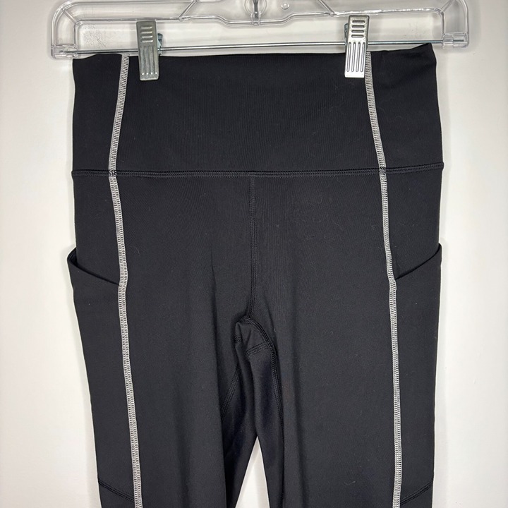 FABLETICS PURE LUXE NEW Oasis High Waisted Leggings S Black Stretch Pockets