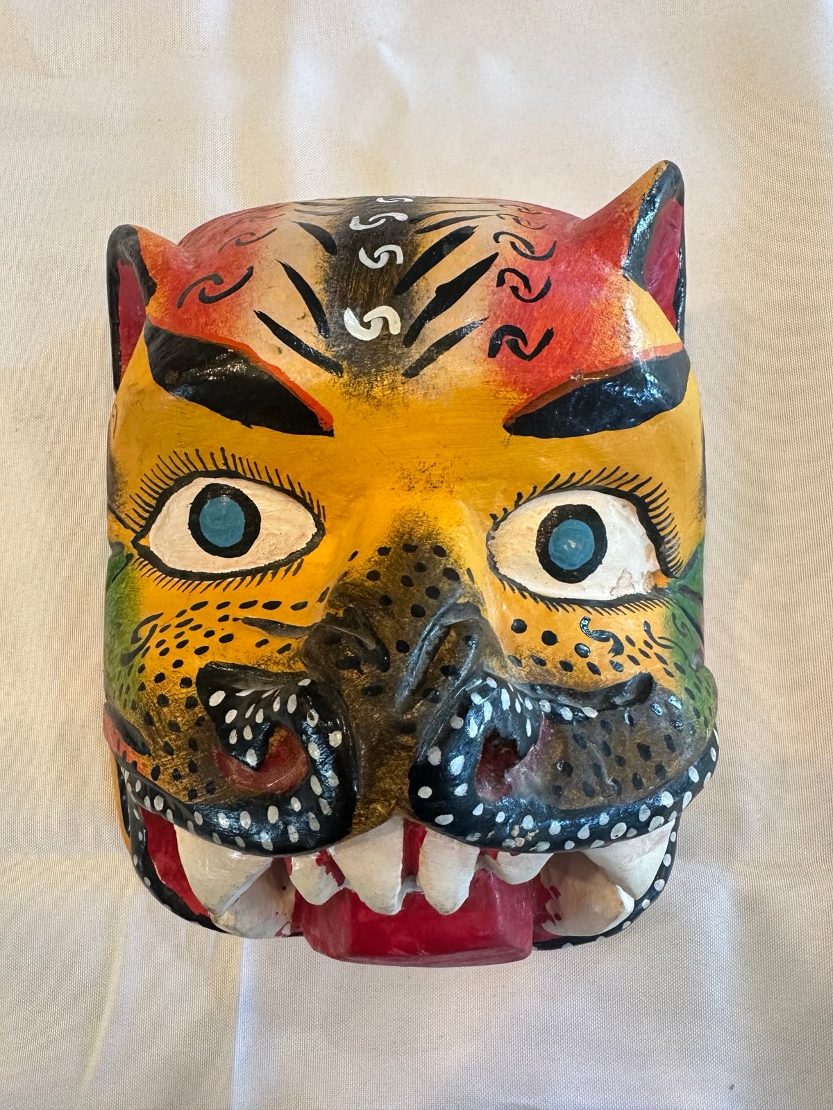 Vintage Mexican Folk Art carved Wood Cheetah Face 8”