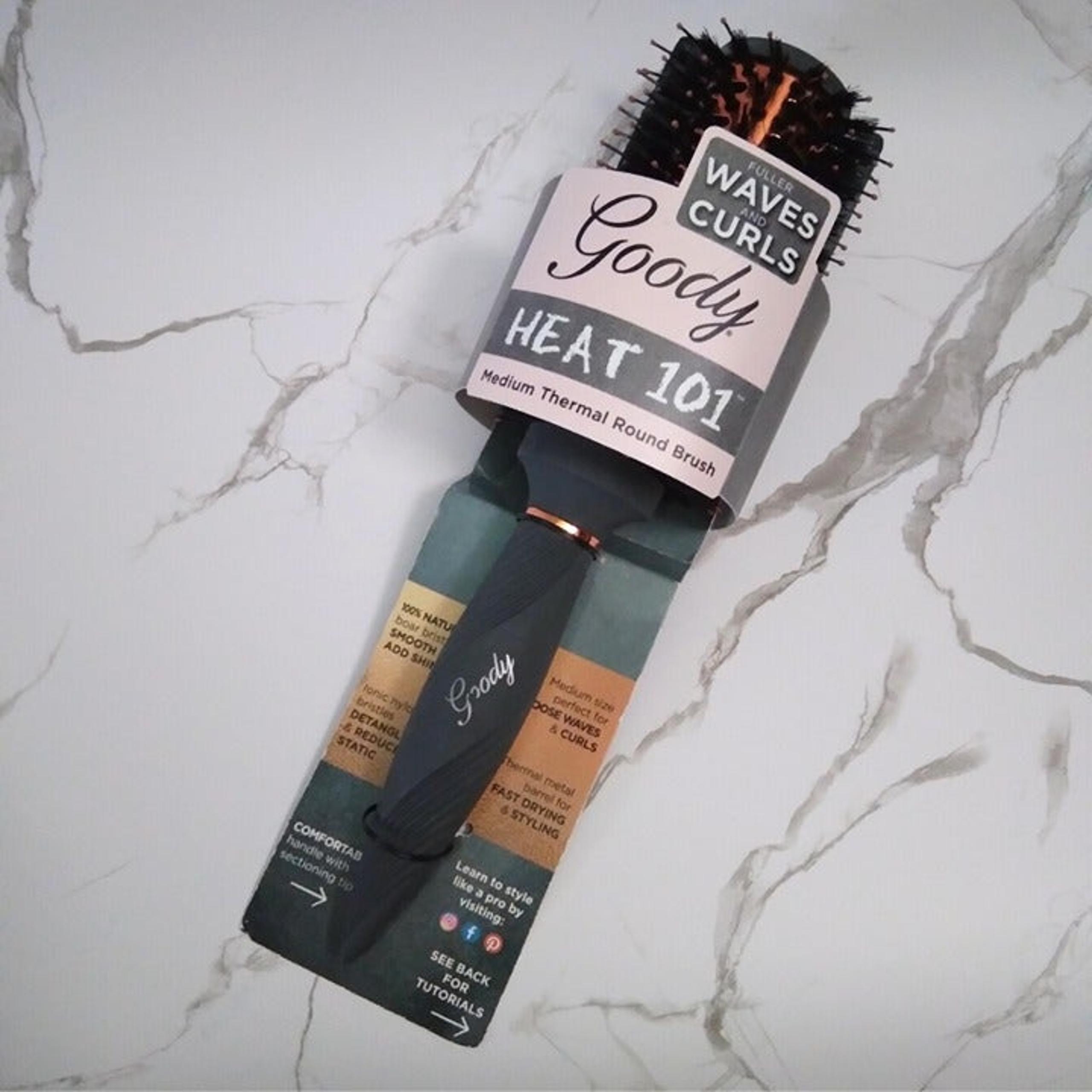 Goody Heat 101 Round Brush for Body and Volume, Medium Waves & Curls