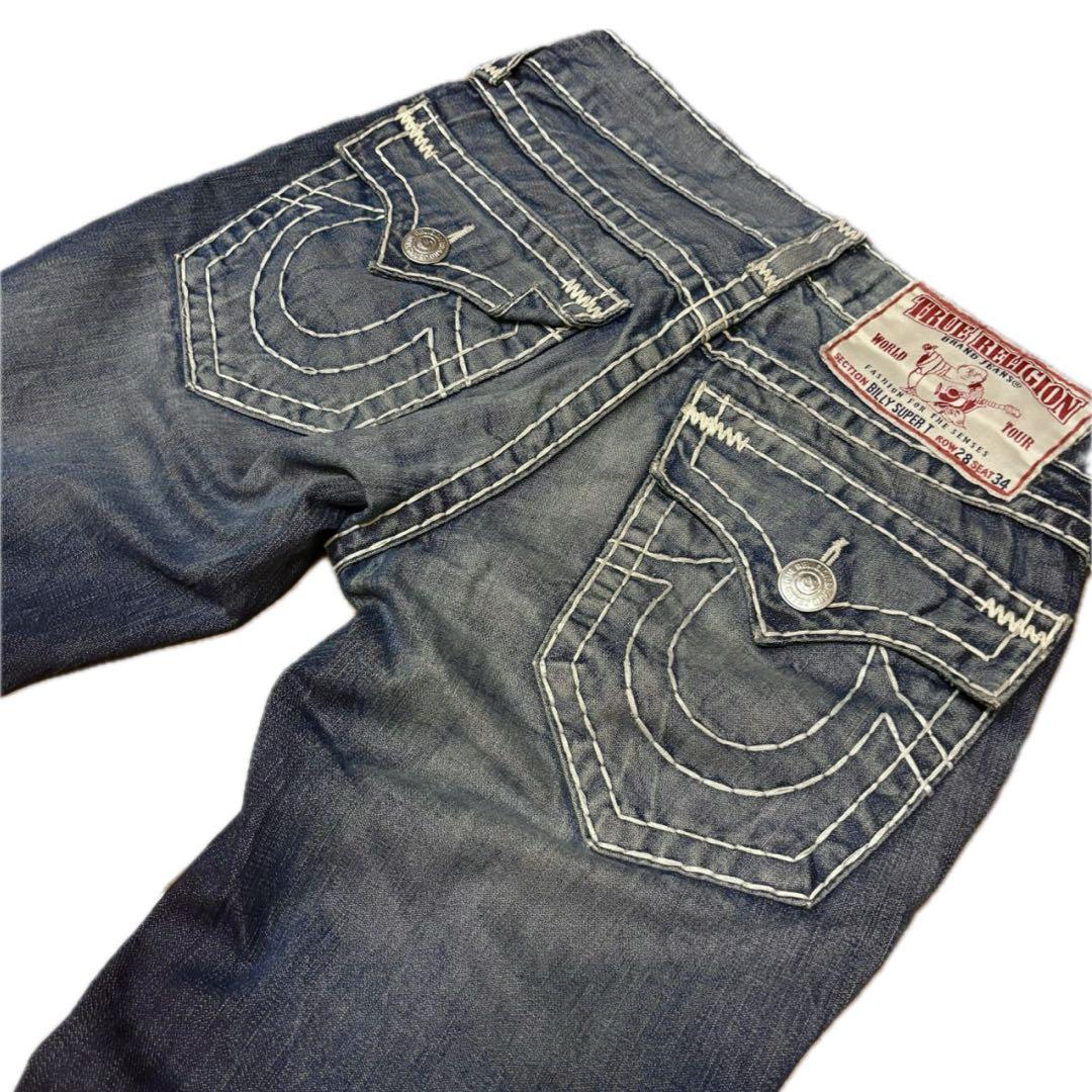 TRUE RELIGION BILLY SUPER T Denim 28, worn by IO.