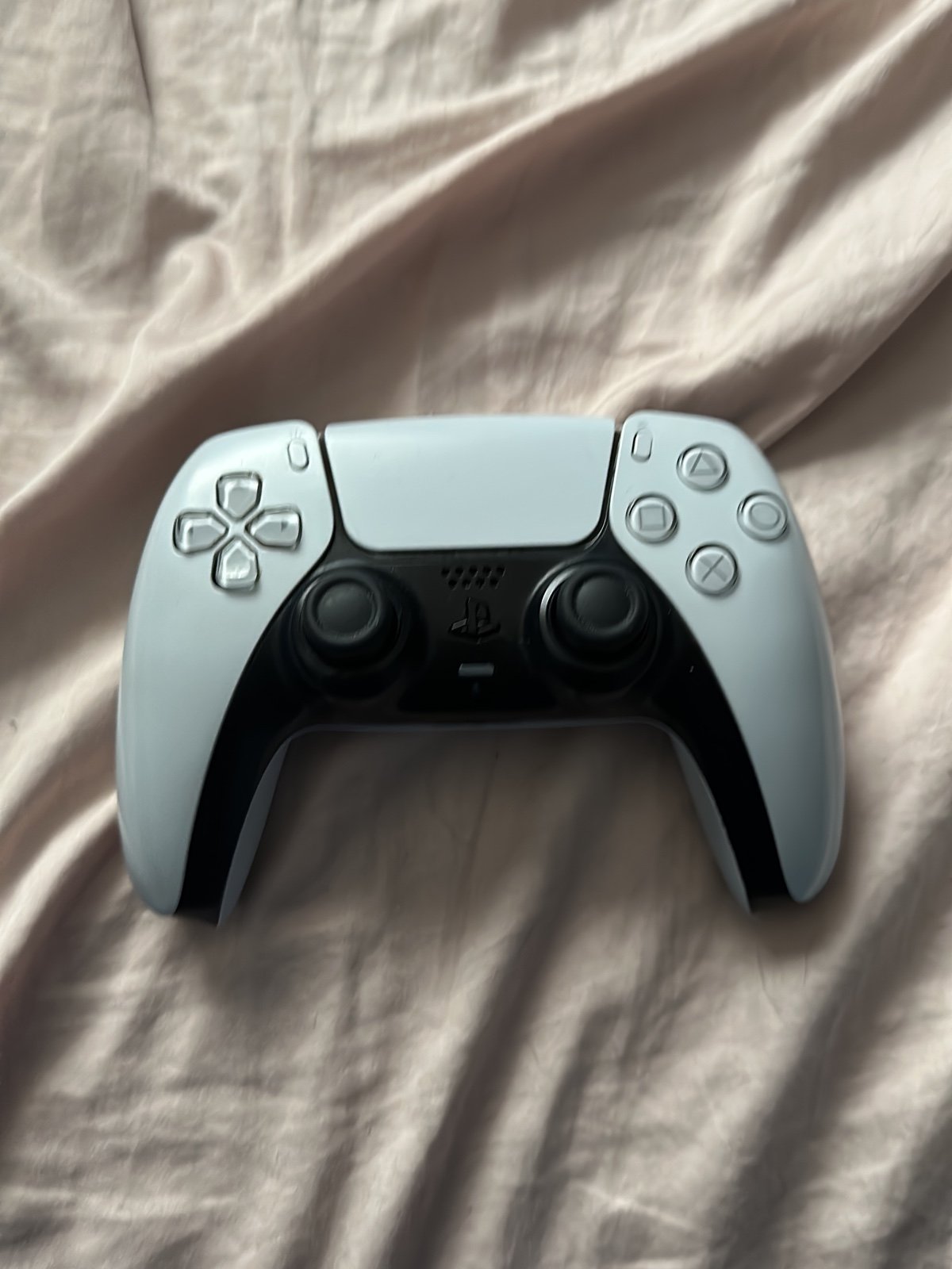 PS5 controller