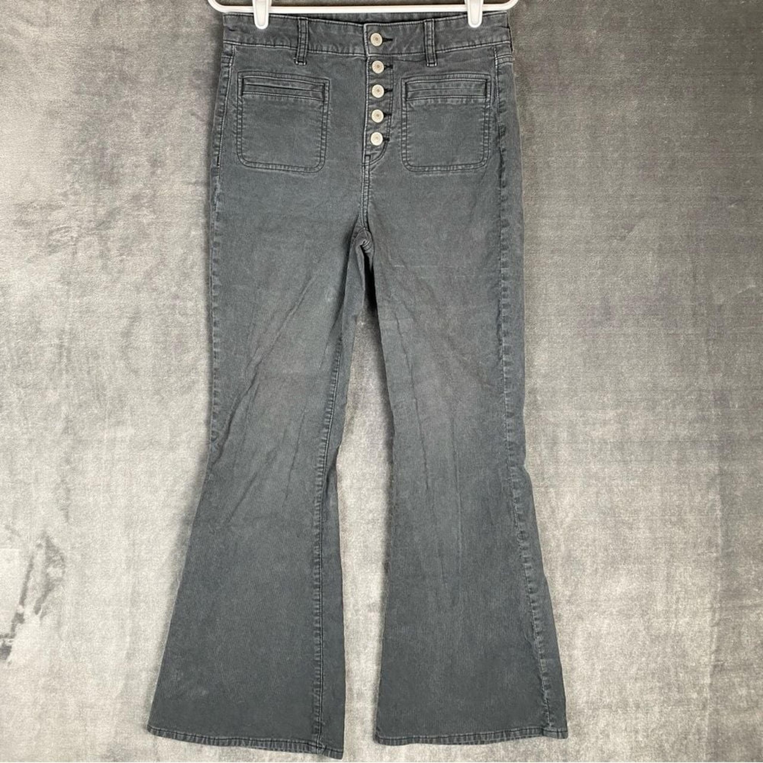 American Eagle Super Hi-Rise Flare Jeans Women's 6 Grey Corduroy Button Fly 70's