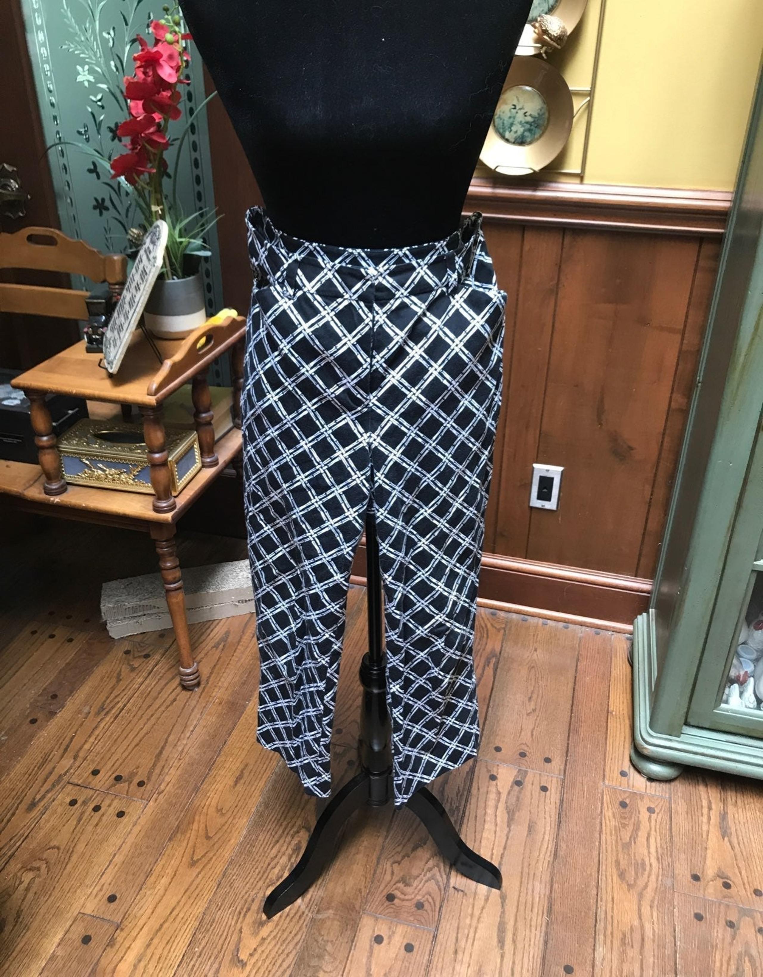 Jones New York Womens cropped pants