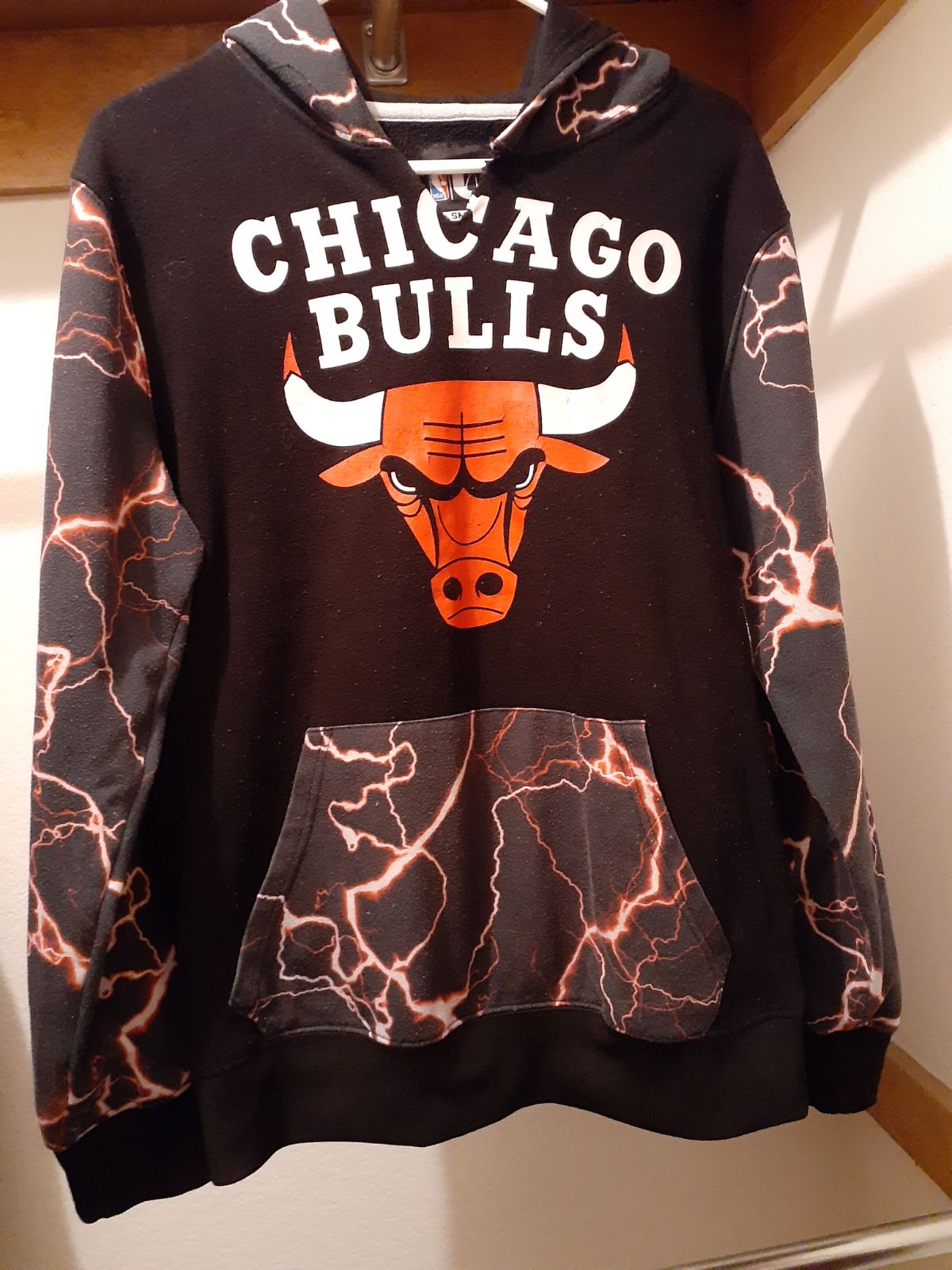 Chicago Bulls NBA Graphic Hoodie