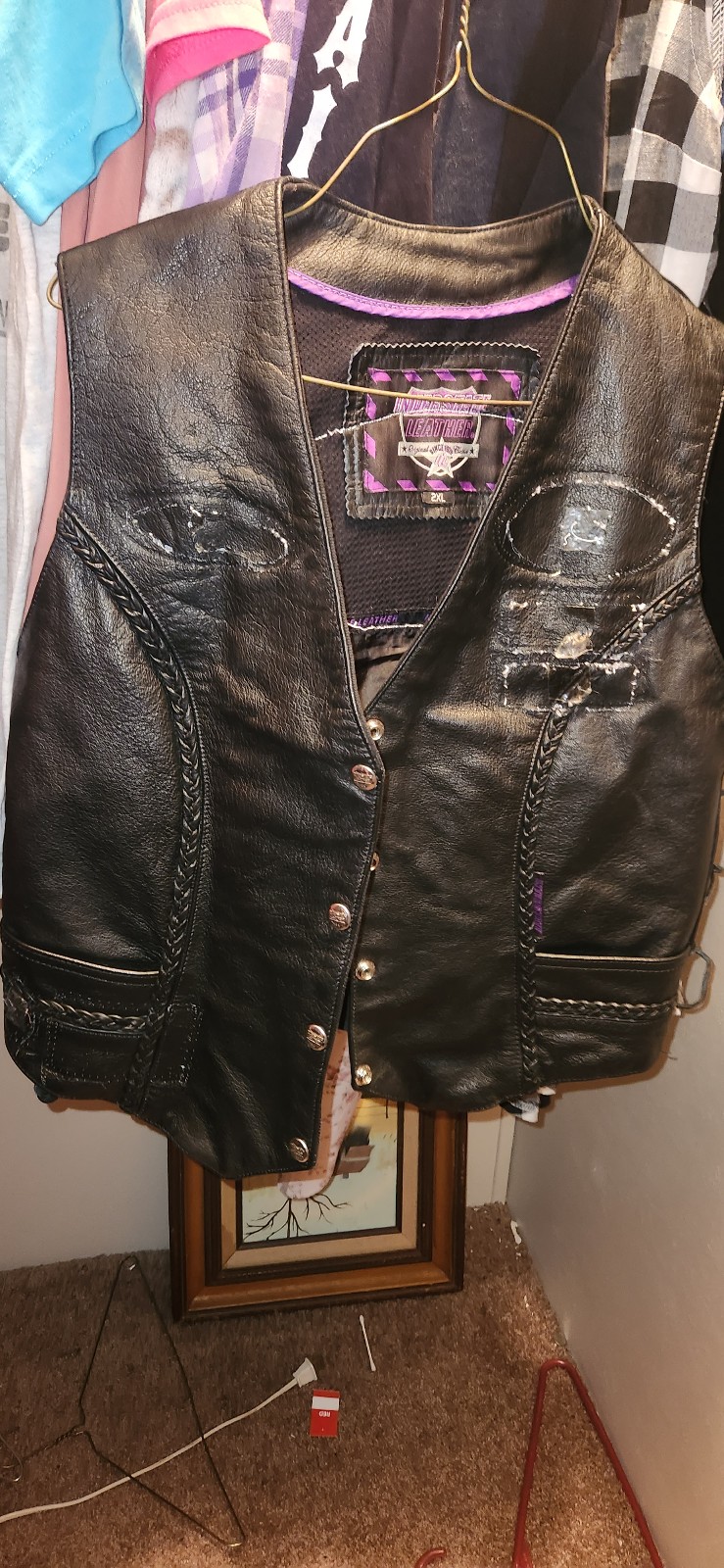 women's leather riding vest