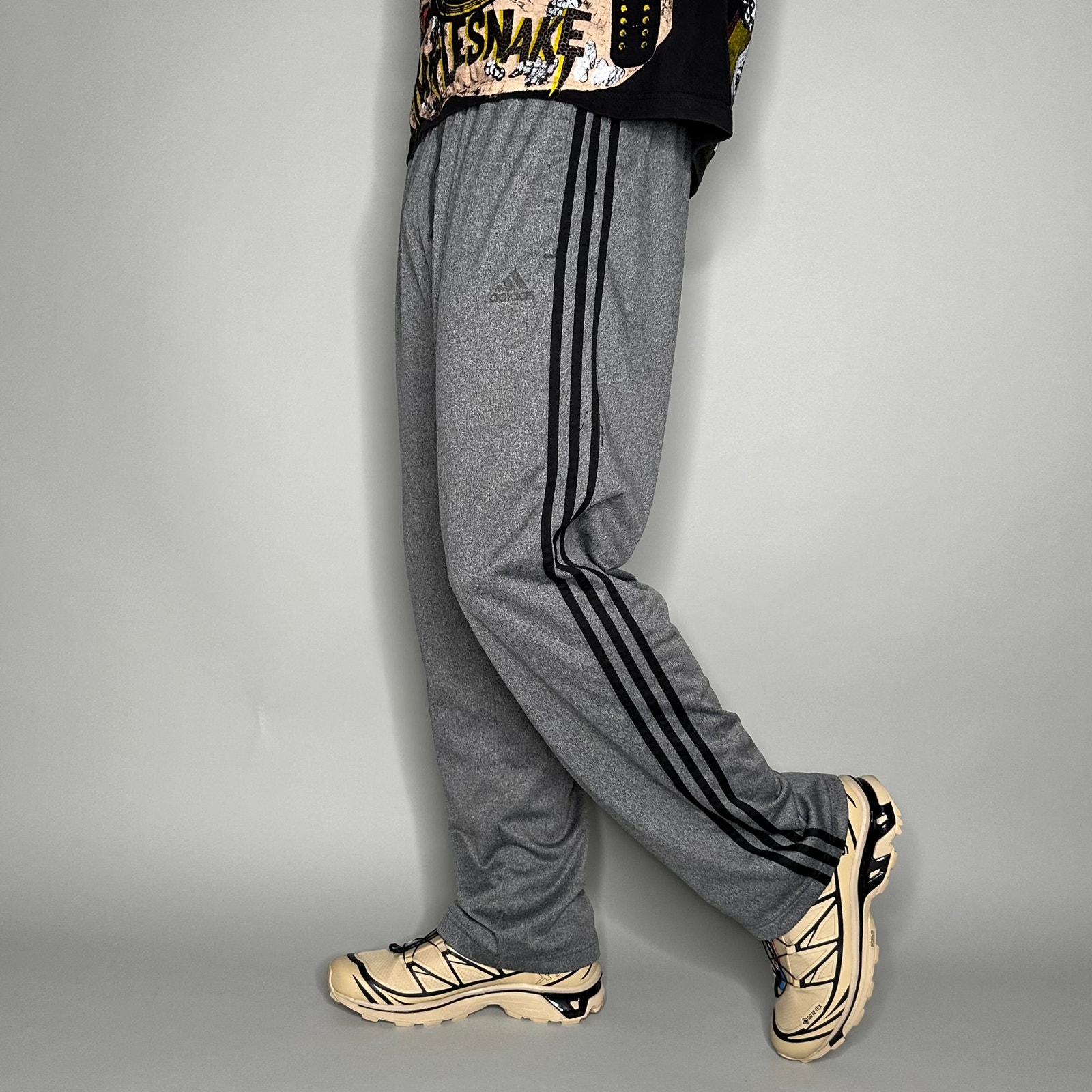 Adidas Sweatpants Grey Polyester Black 3 Stripes Baggy Wide Leg