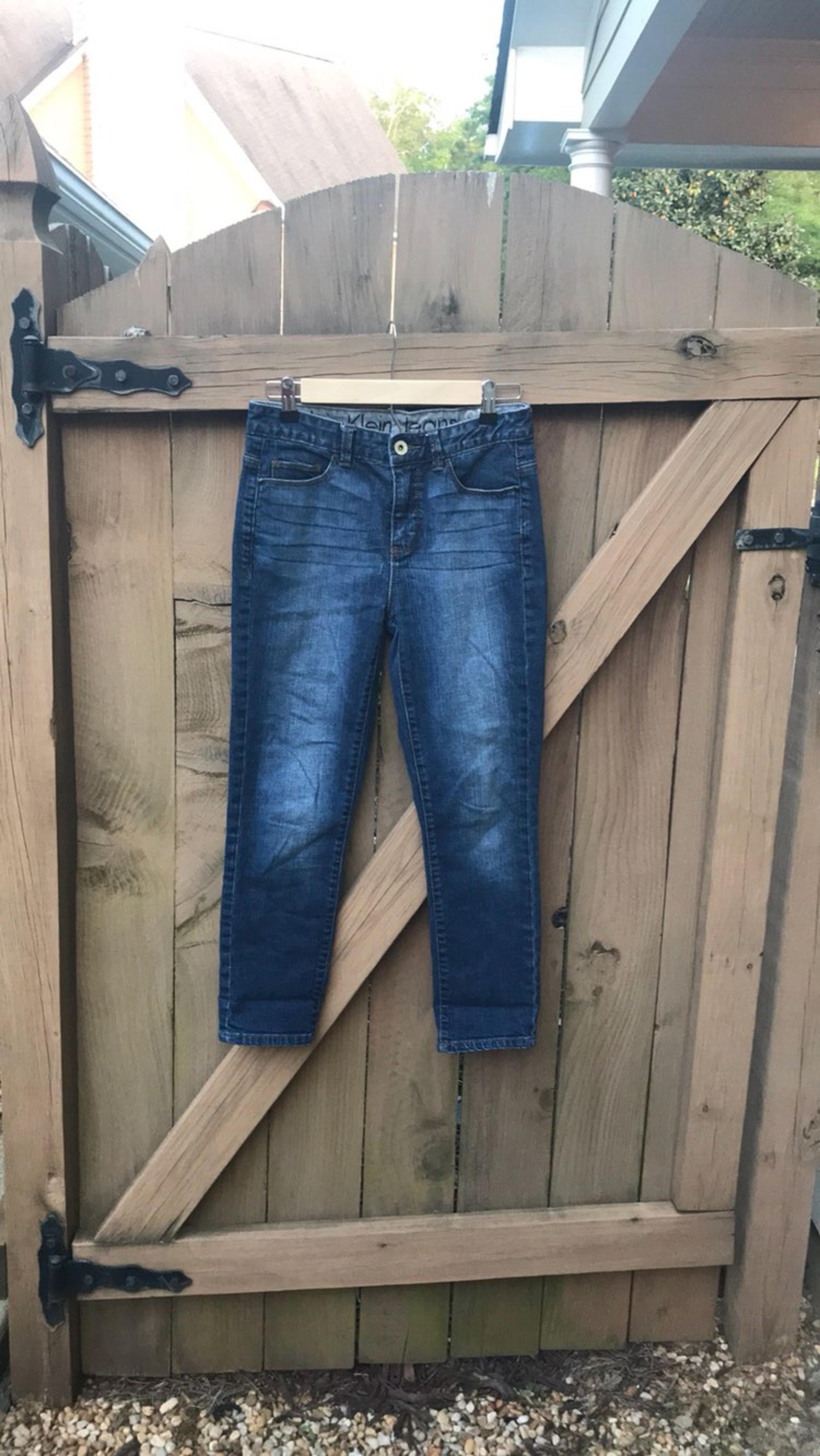 Jeans Capri Calvin Klein Size 4