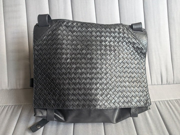 BOTTEGA VENETA Intrecciato Leather Shoulder Bag Black 113038BOTTEGA VENETA Intre