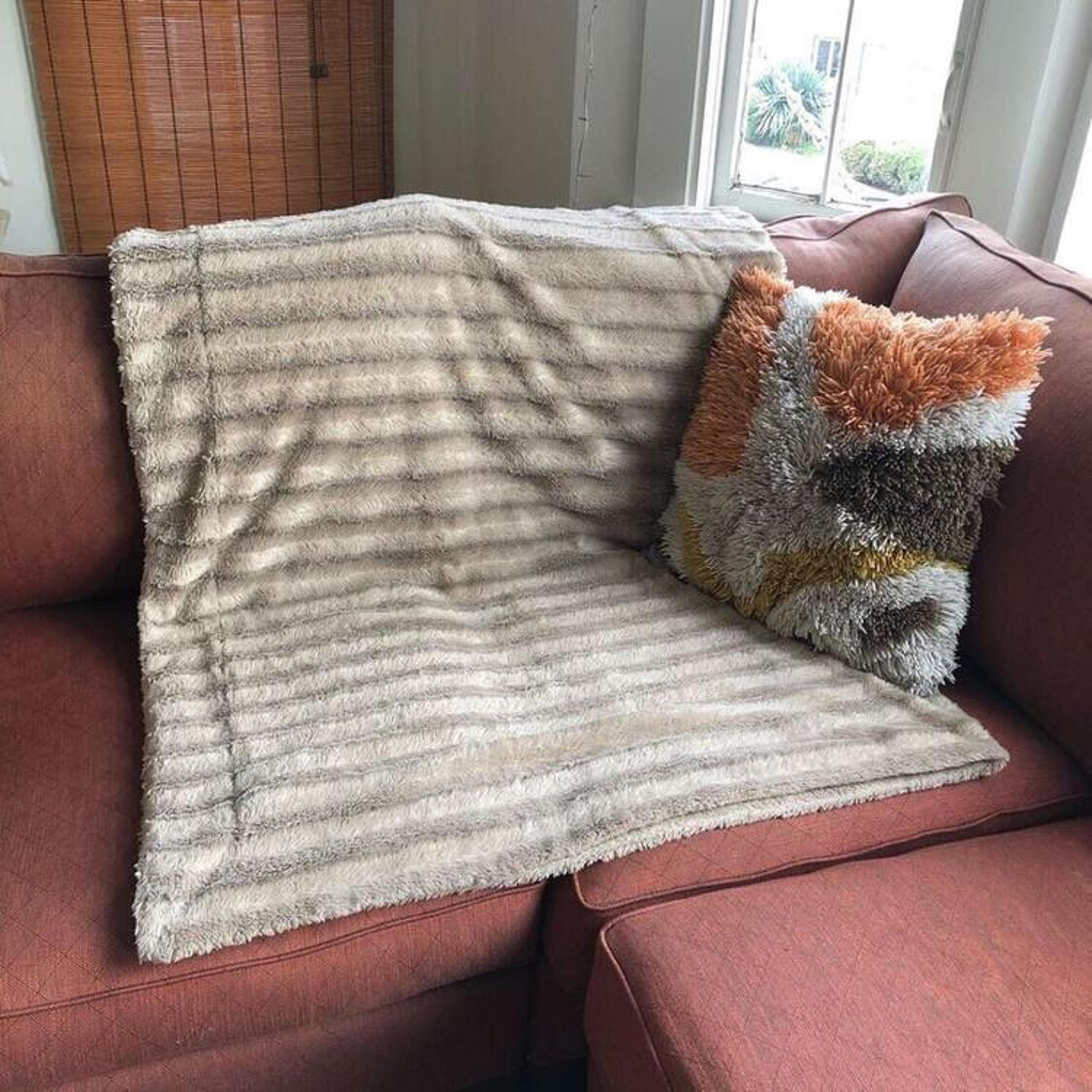 Charisma Luxe Faux Fur Throw Blanket