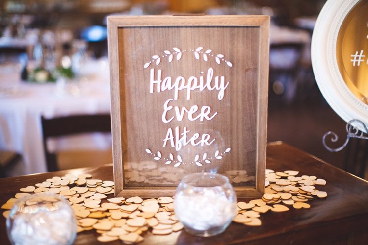 Guestbook w/ 115 Hearts