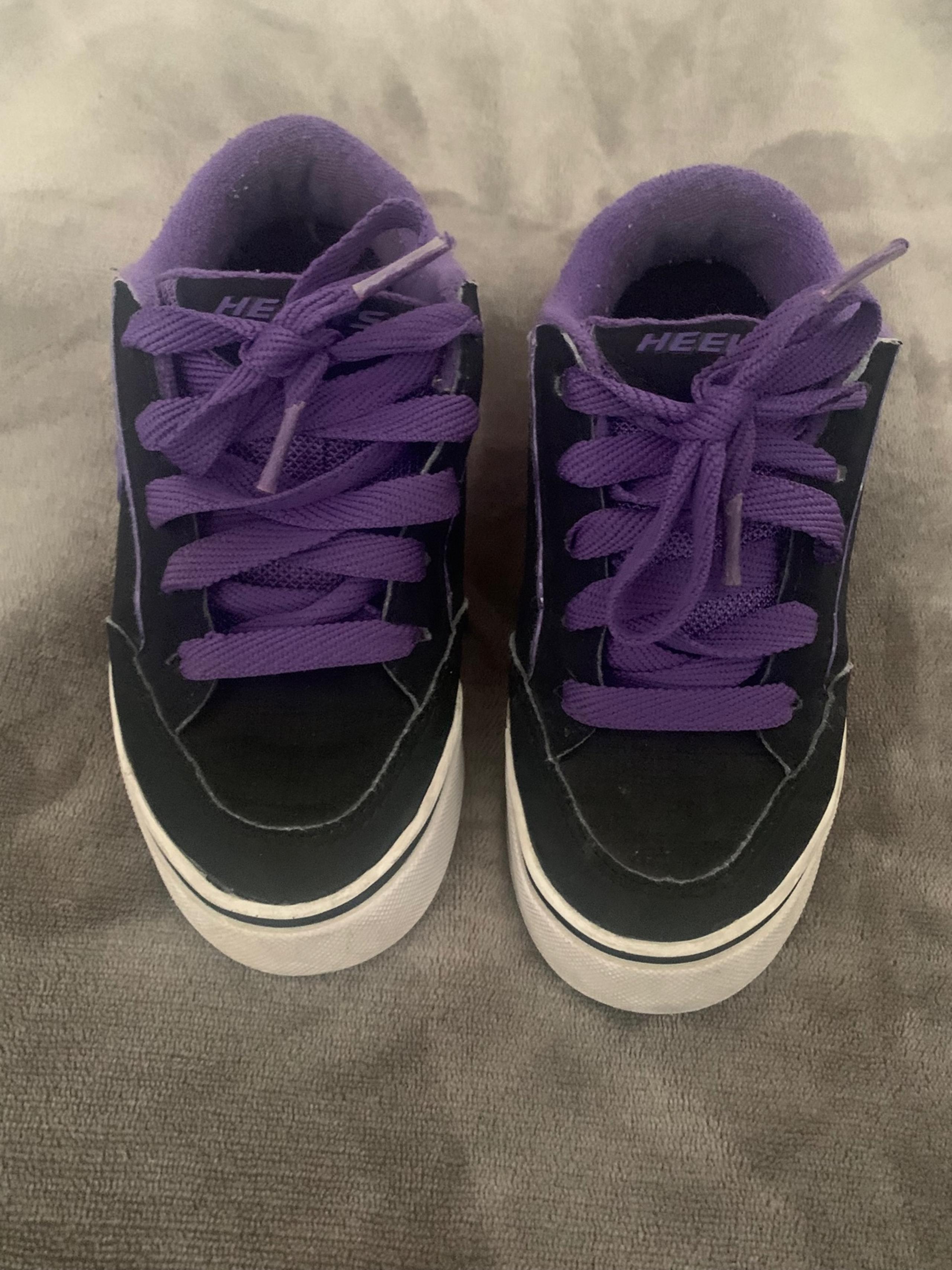 Kids Heelys Size 13 youth