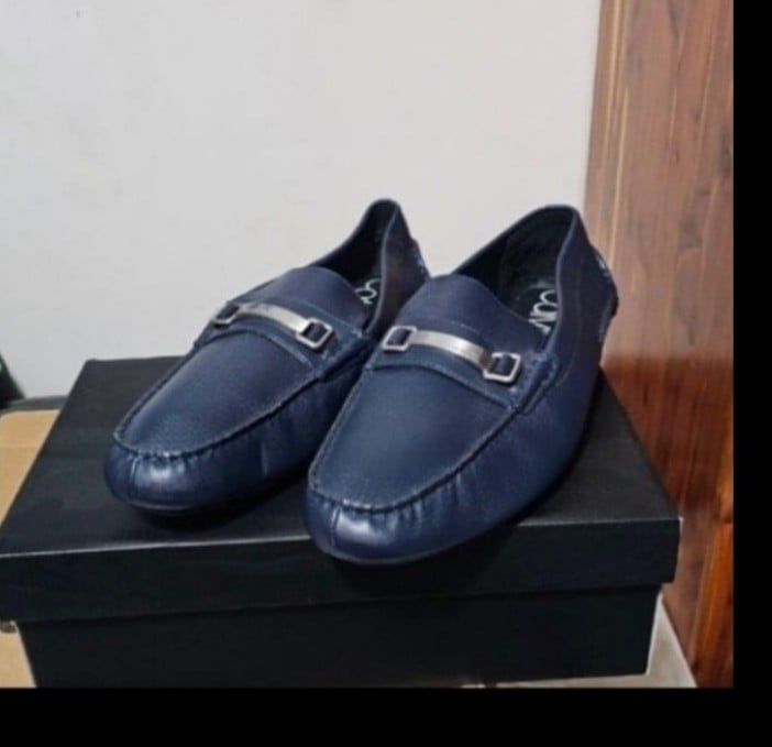 CALVIN KLEIN BLUE SHOES 13