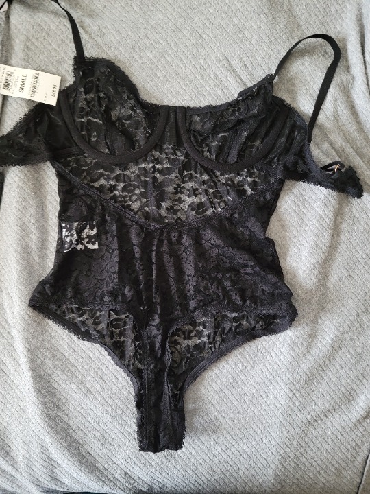 INC INTERNATIONAL CONCEPTS Sheer Lace Cup Lingerie Bodysuit, Black Color Size: S