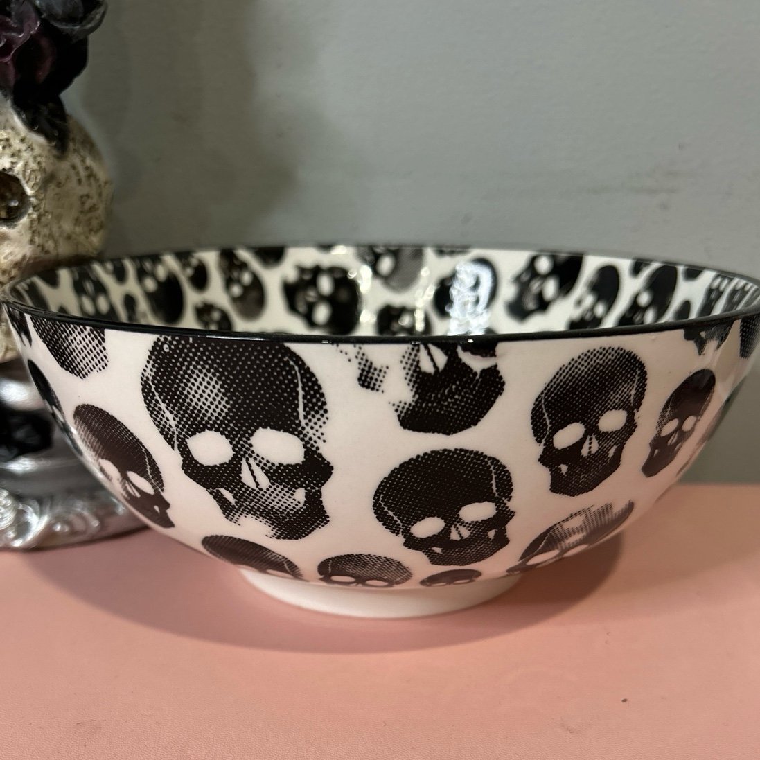 2 Goth Halloween Spooky Skull Cereal Bowls 8”