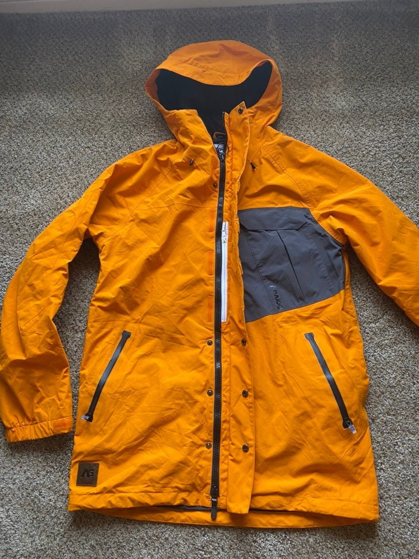 Analog Zenith Gore-Tex Snowboard Jacket size large