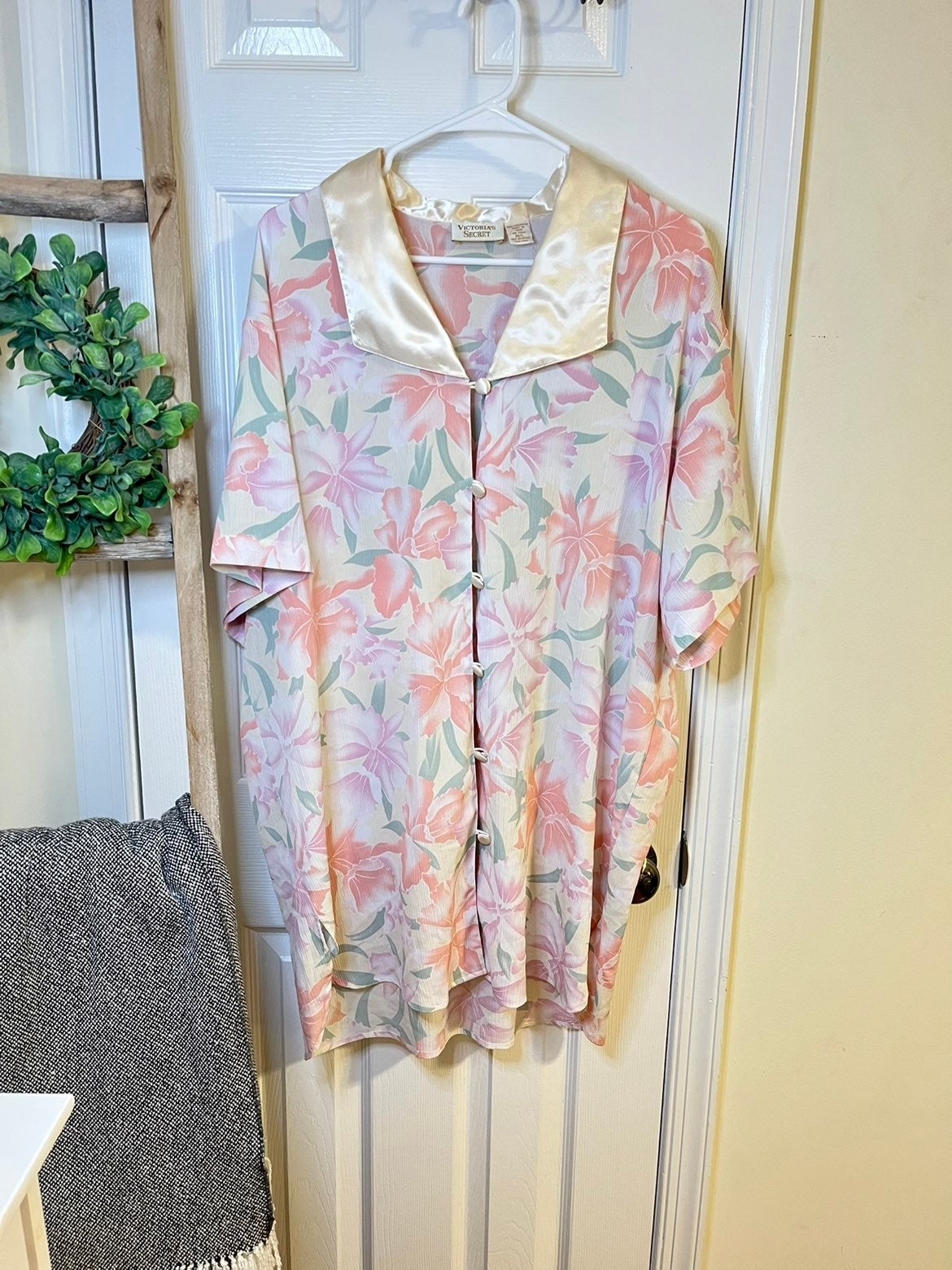 Vintage Victoria's Secret Floral Robe