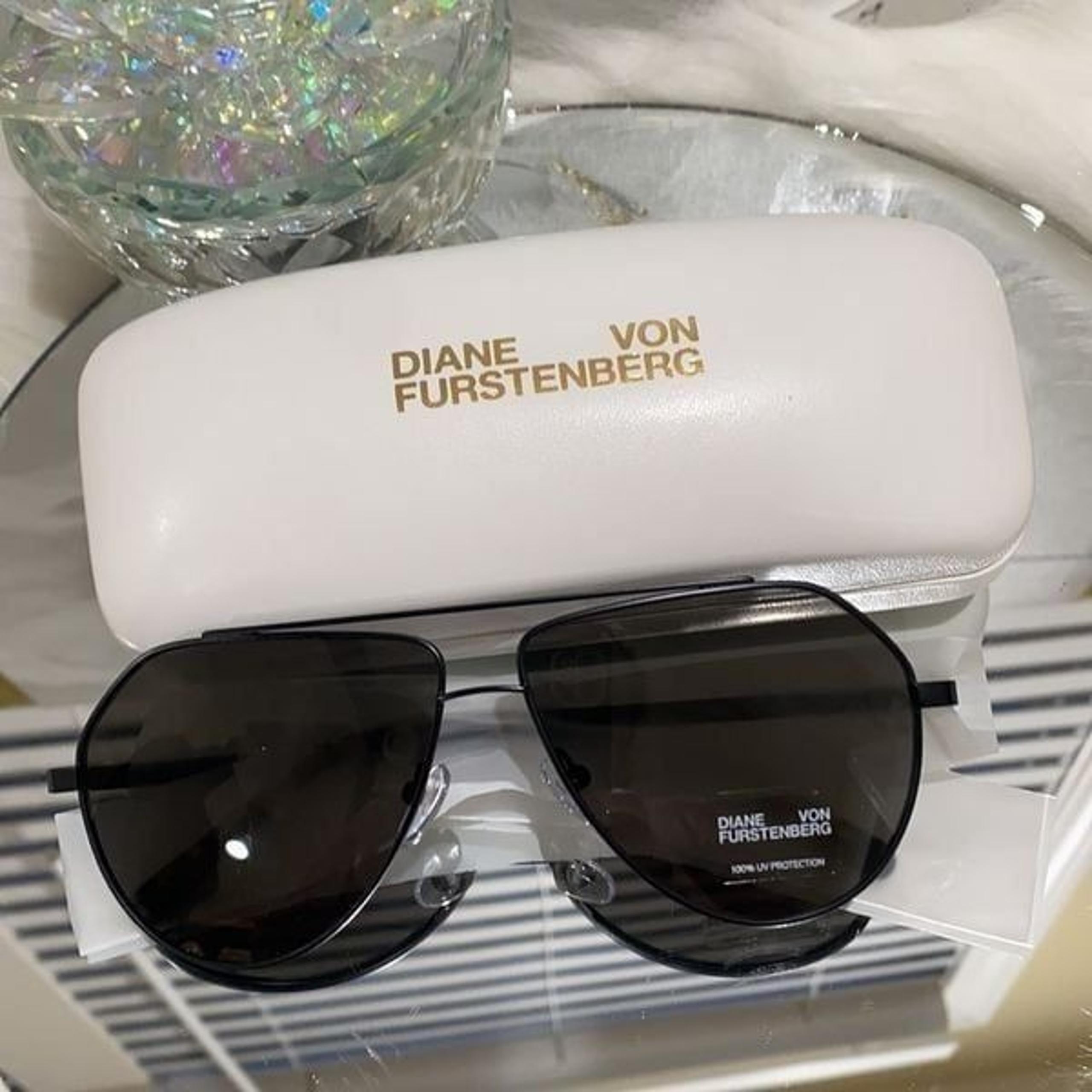 ️Diane Von Furstenberg Sunglasses