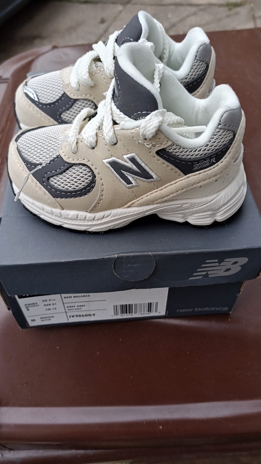 New Balance 2002r size 5c