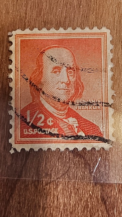 BEN FRANKLIN US Postage 1/2 Cent Stamp-Red EXTREMELY RARE STAMP!!