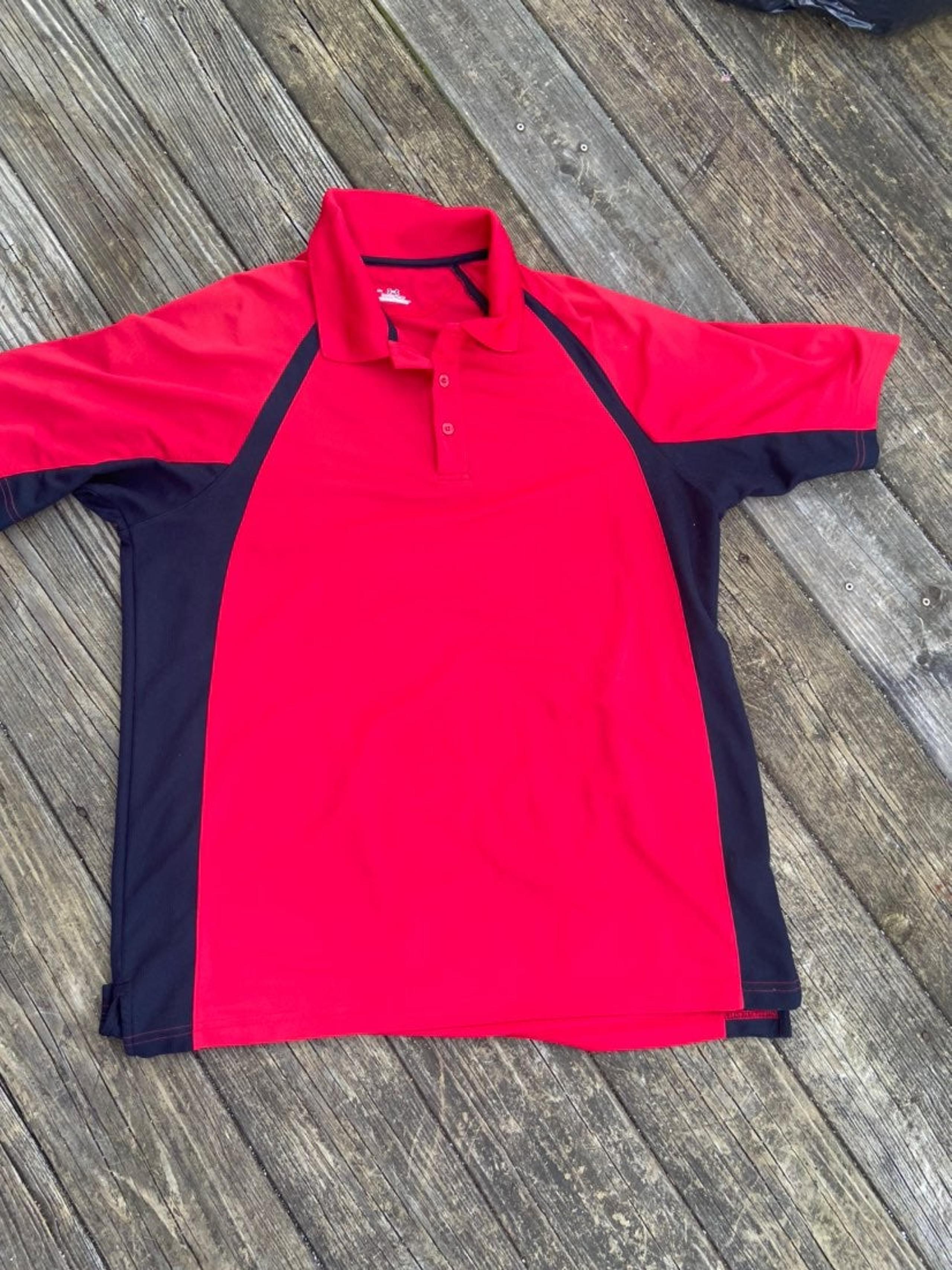 mens Under Armour top XL
