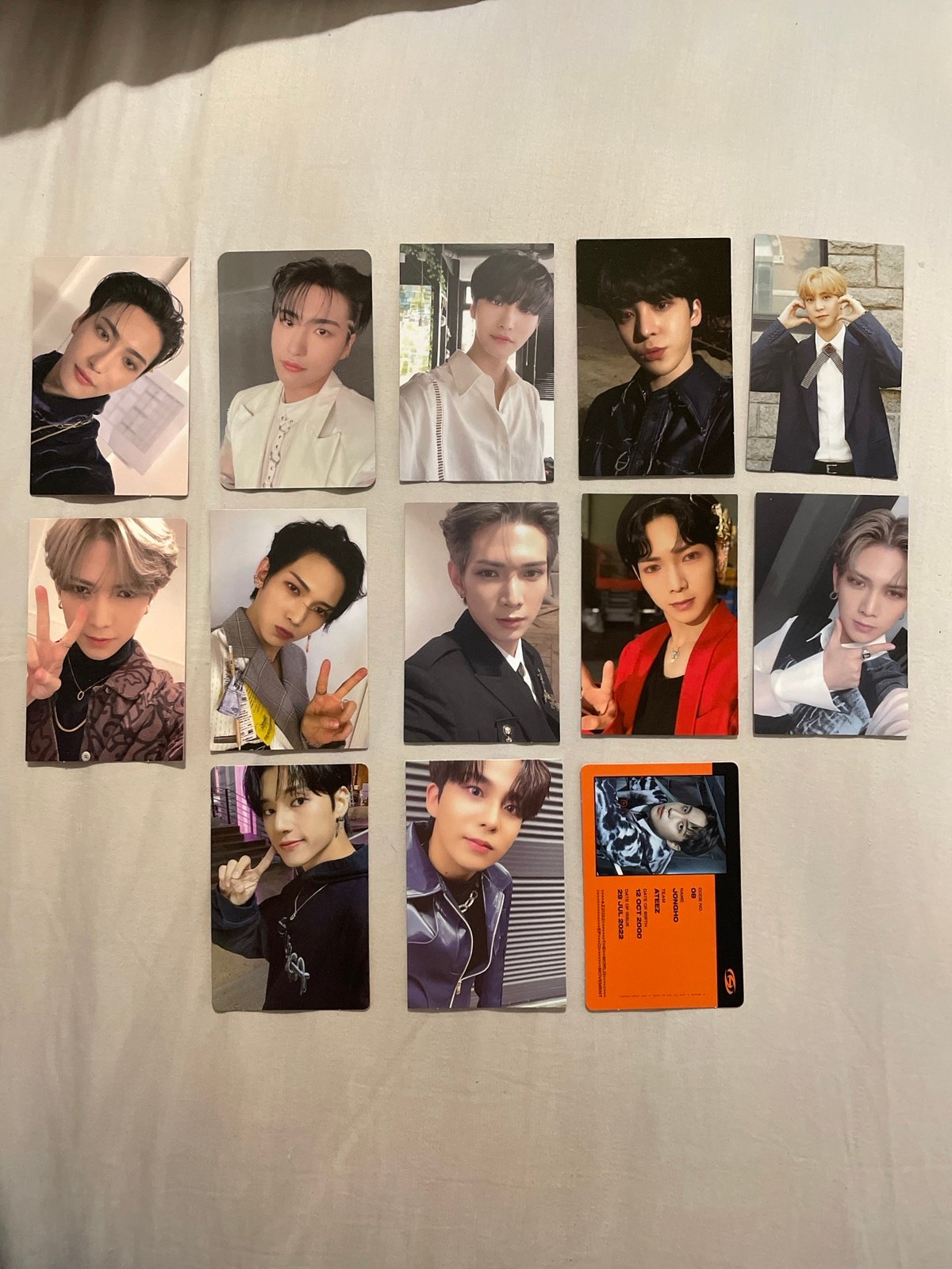 ATEEZ Photocards