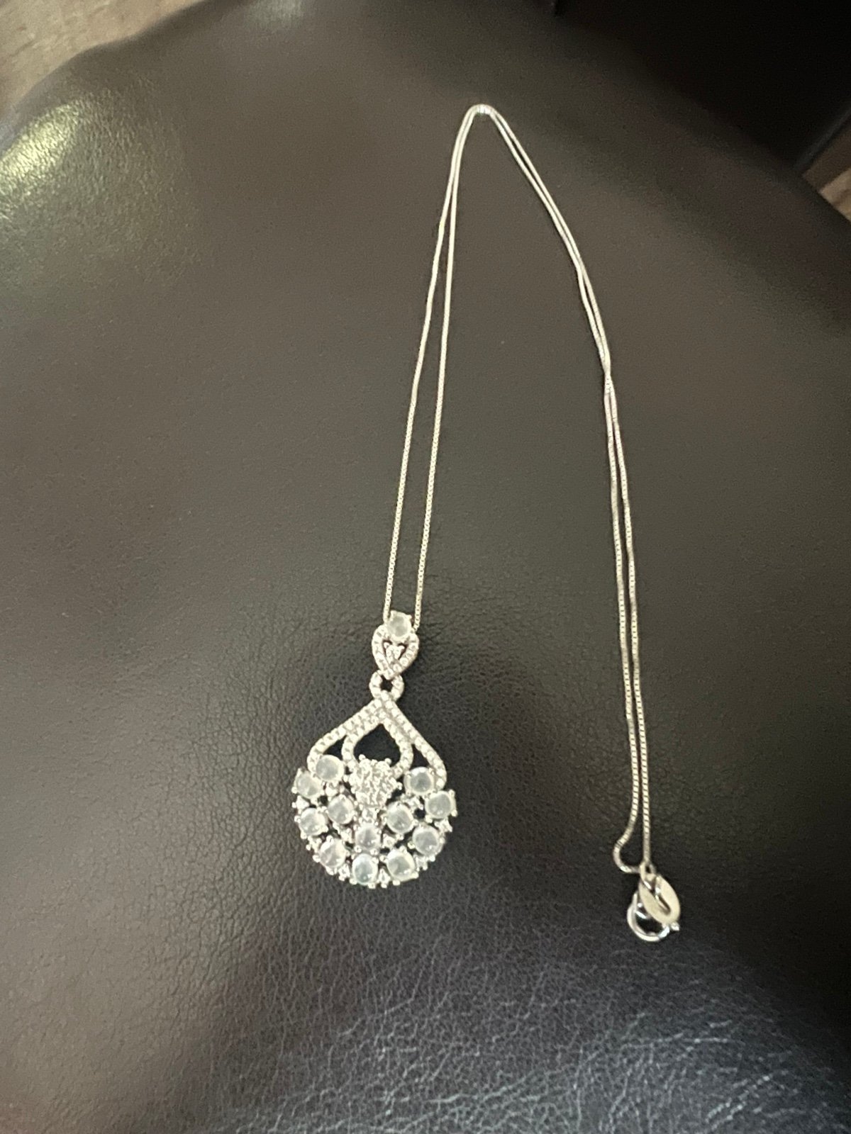 Jadeite pendant