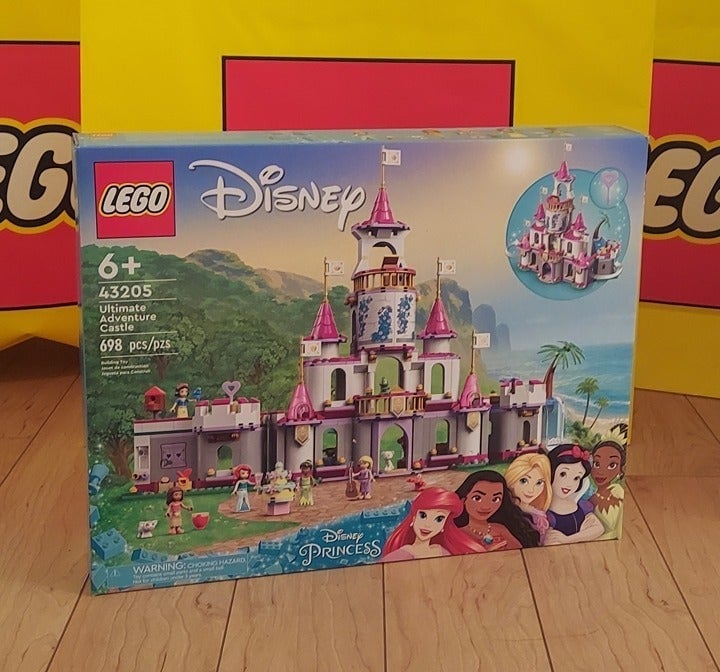 LEGO Disney Princess Ultimate Adventure Castle 43205