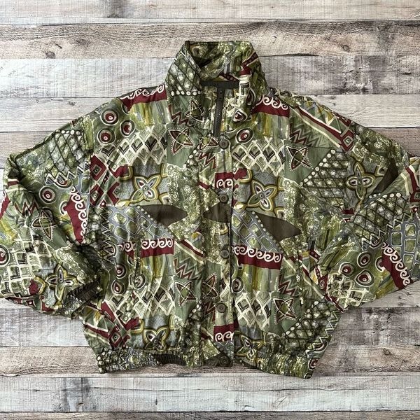 Vintage Stunt Sports Womens Size Petite Medium Silk Jacket Green Windbreaker