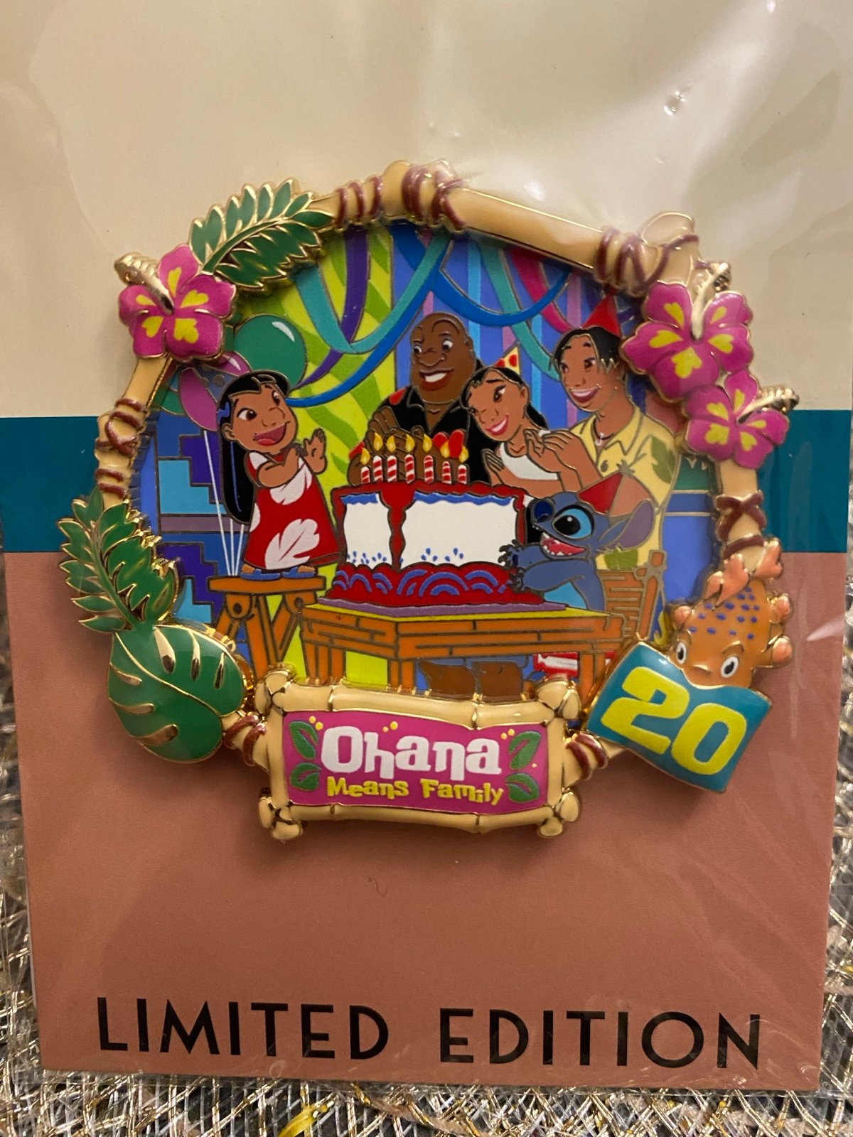 Lilo & Stitch Ohana Means Family Birthdays LE 250 DEC Pin 20th Anniversary CAST