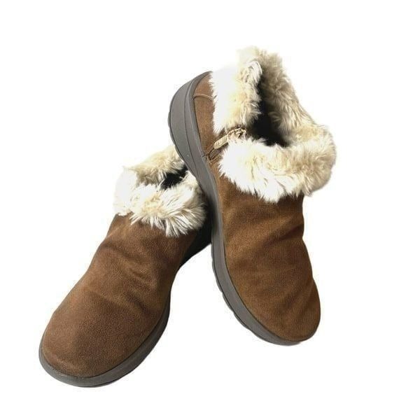 Bzees Womens 8-8.5 Comfort Casual Bootie Brown Faux Fur Accent Lightweight Shoes