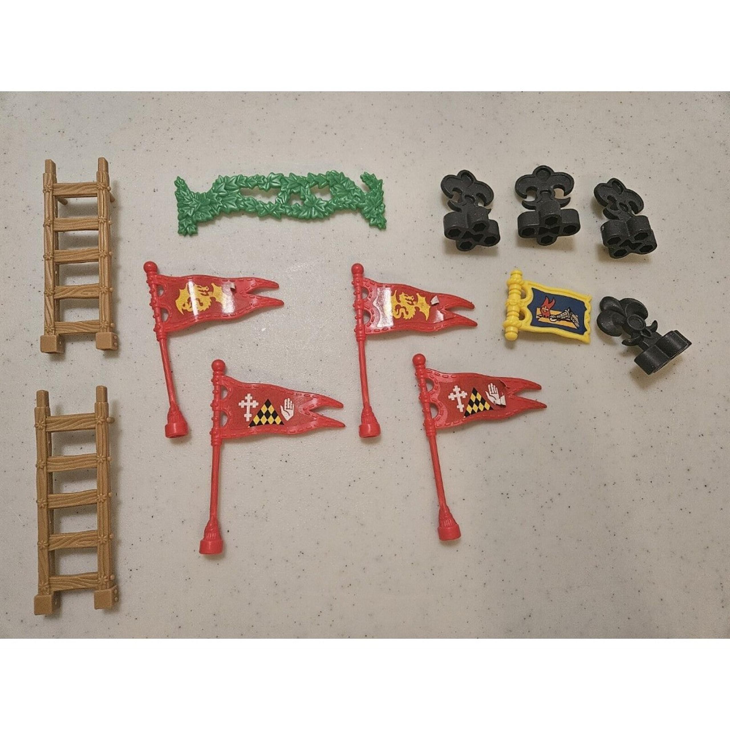 12 Pcs 2002 Imaginext Battle Castle  78333 Replacement Parts Flags Banner Ladder