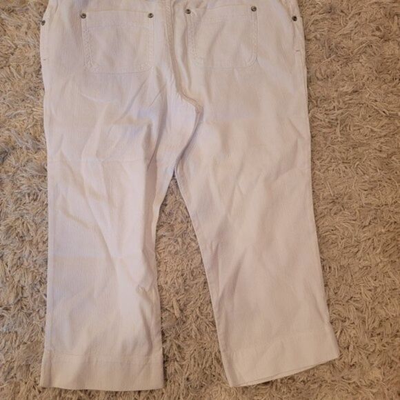 LIZ Lange Maternity crop pants size 4 new