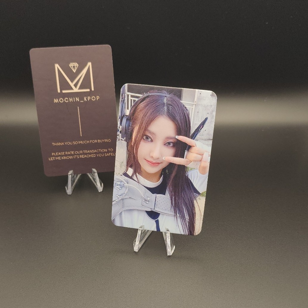 Bad Villain Kelly hurricane boardcast photocard
