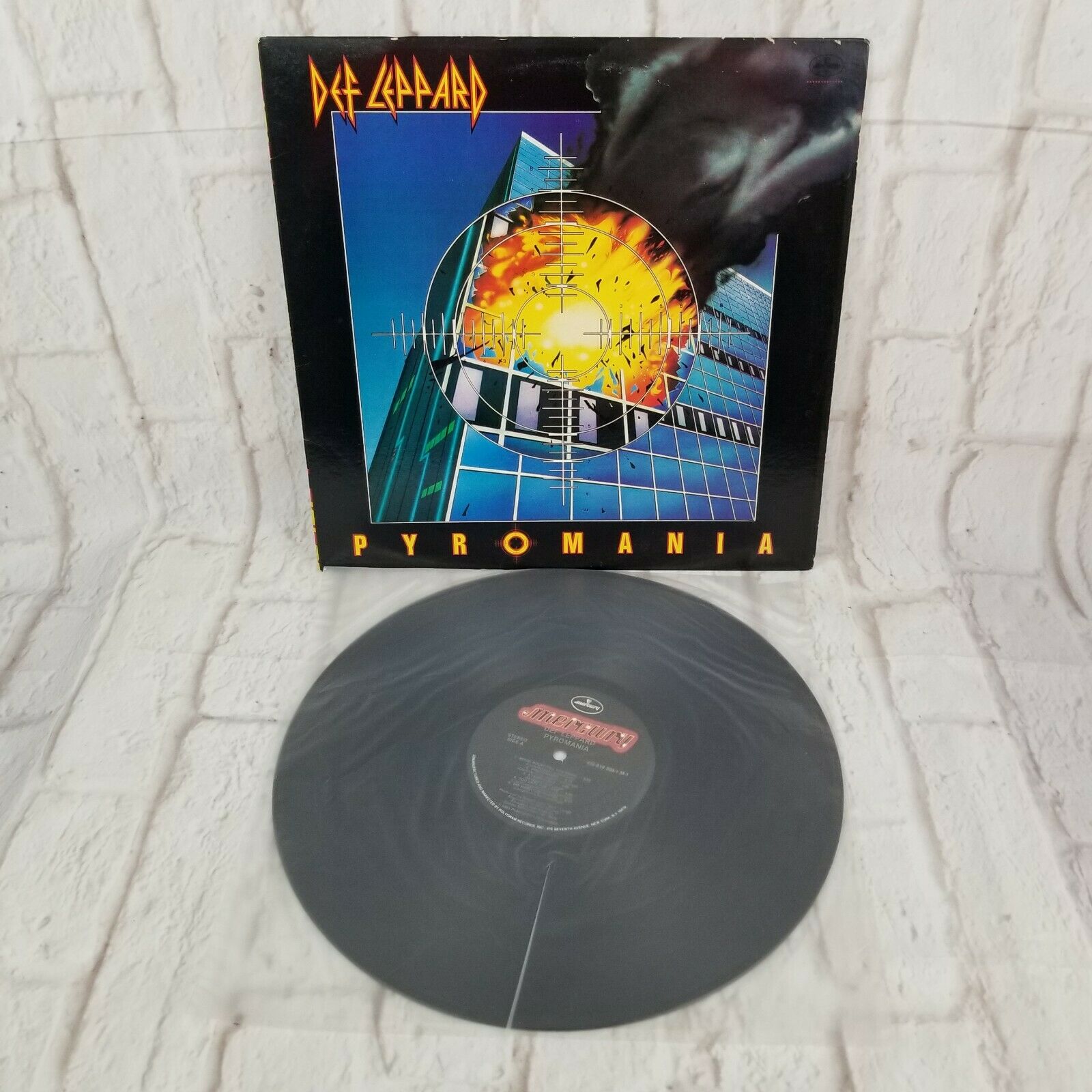 Def Leppard Pyromania Vinyl LP Mercury 422-810 306 Record Used