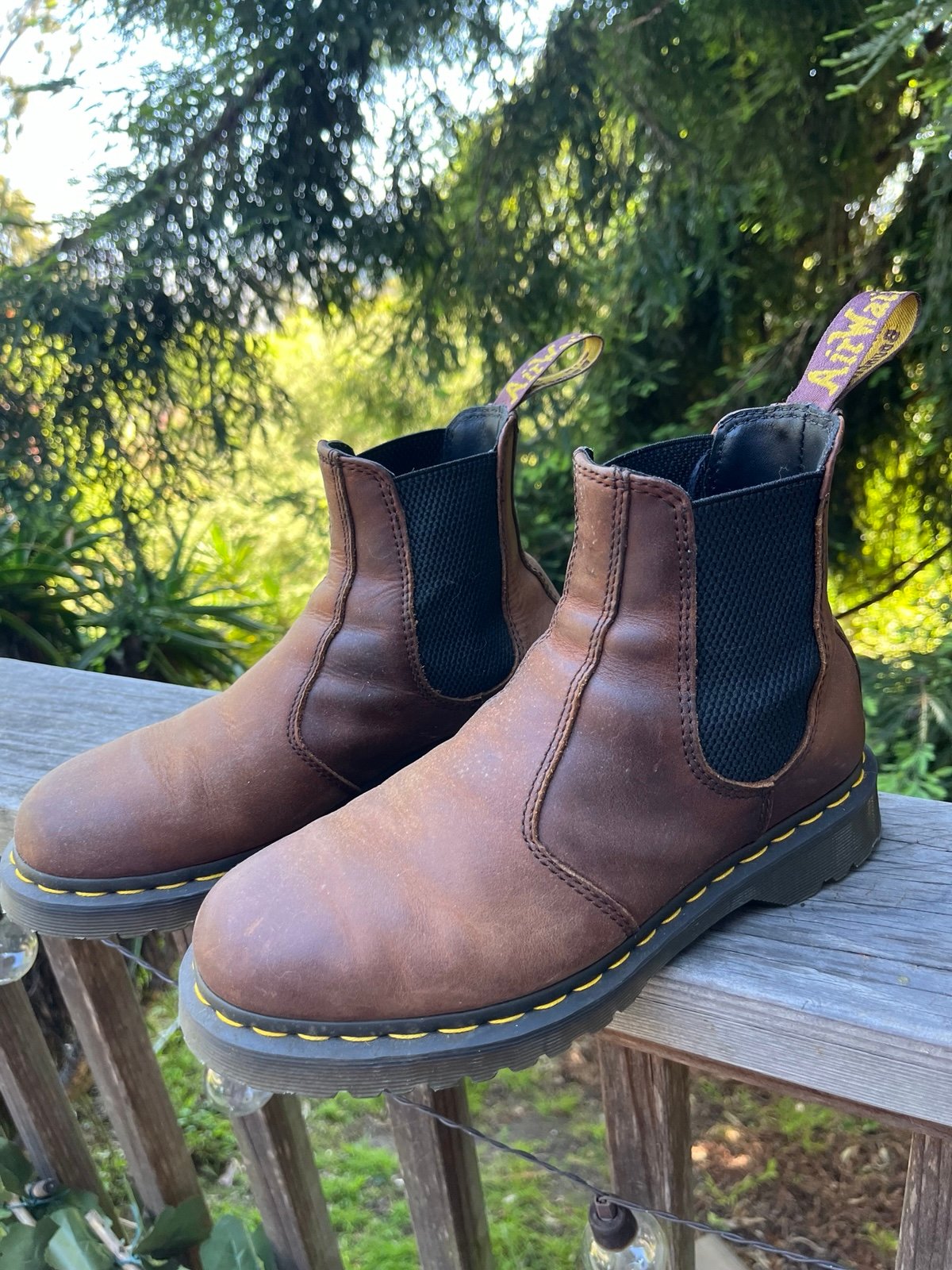 dr martens chelsea boot crazy horse