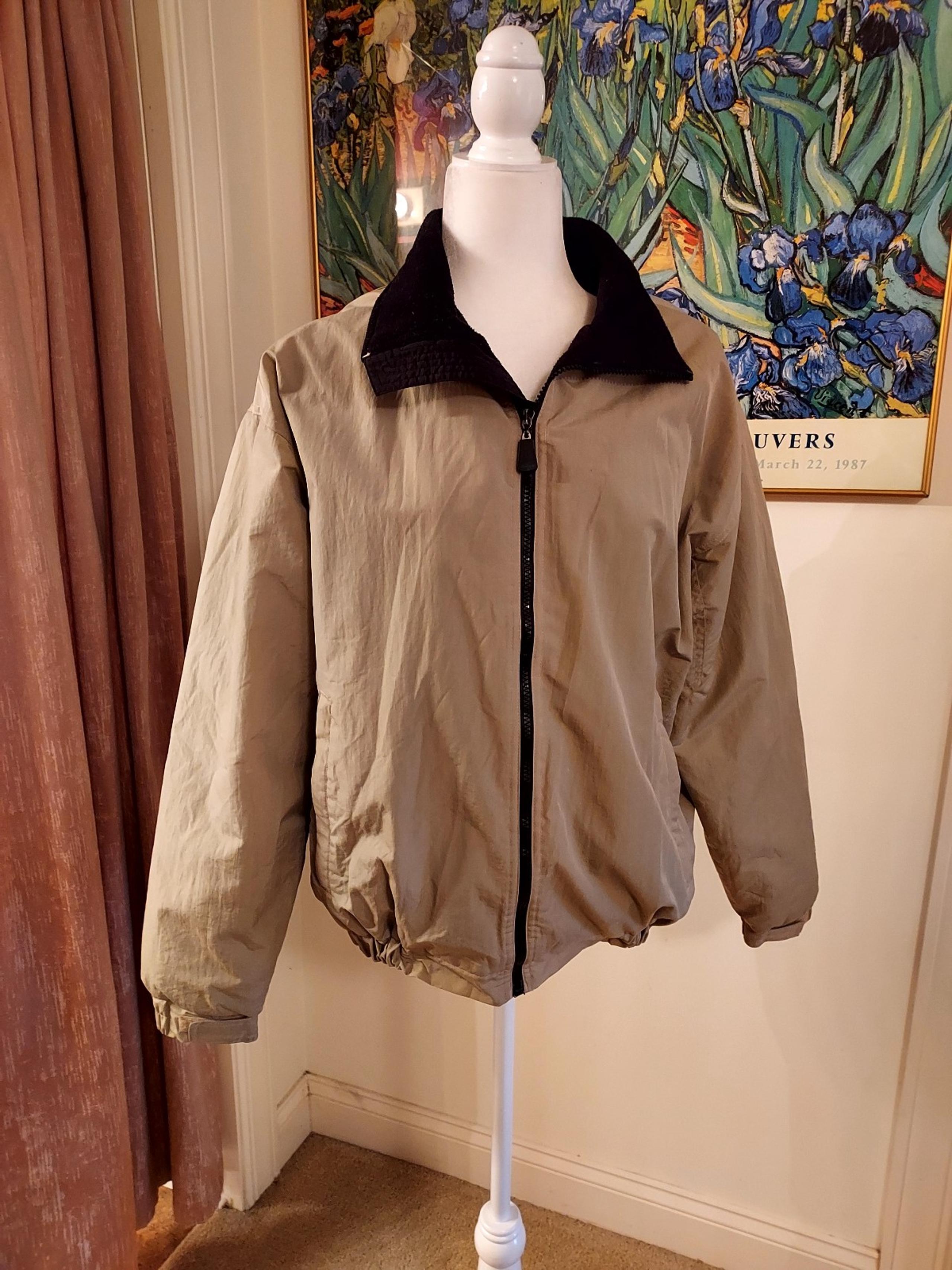 Woolrich mens puffer jacket size medium, tan coat