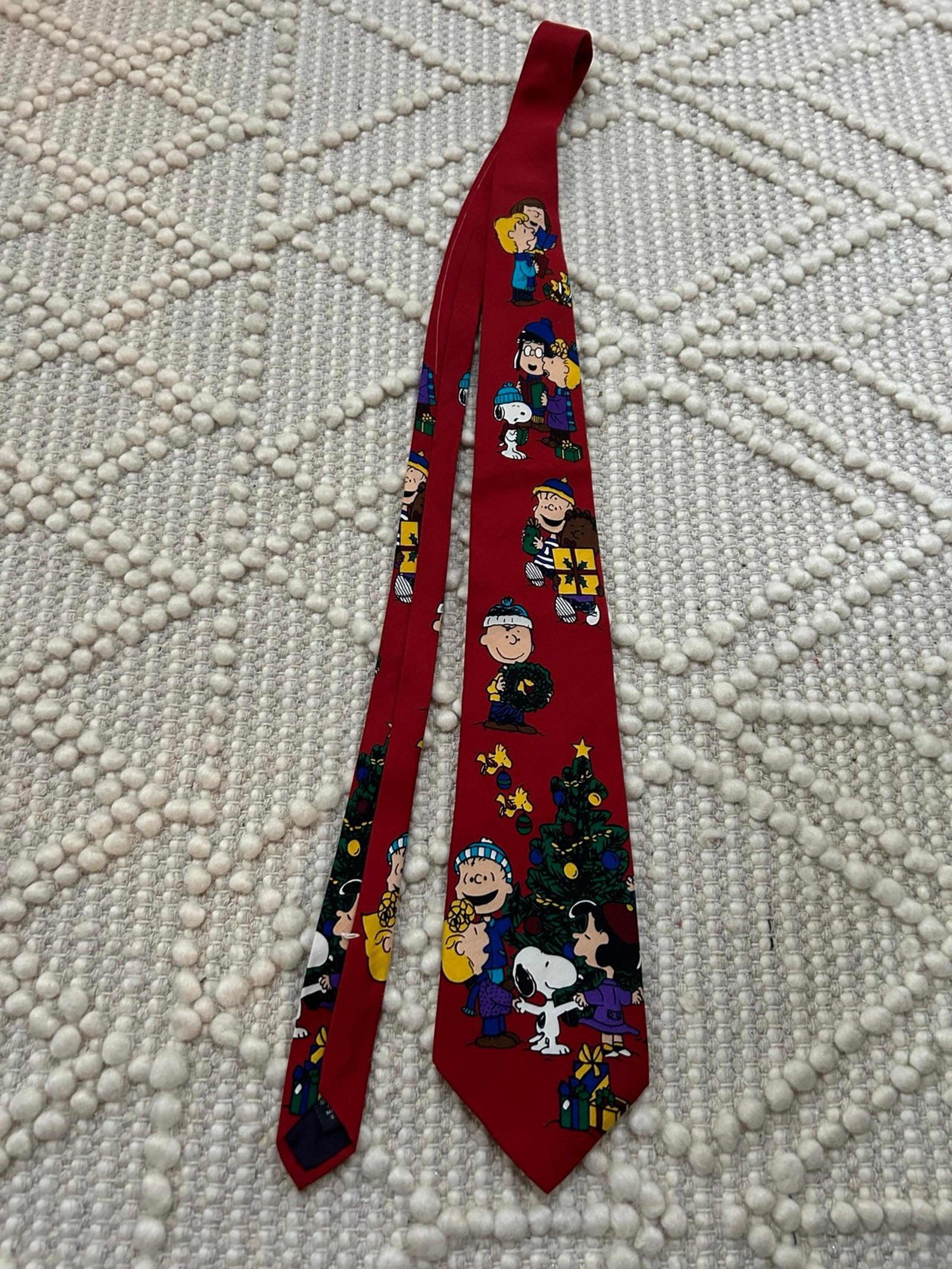 Peanuts Charlie Brown snoopy Christmas silk tie