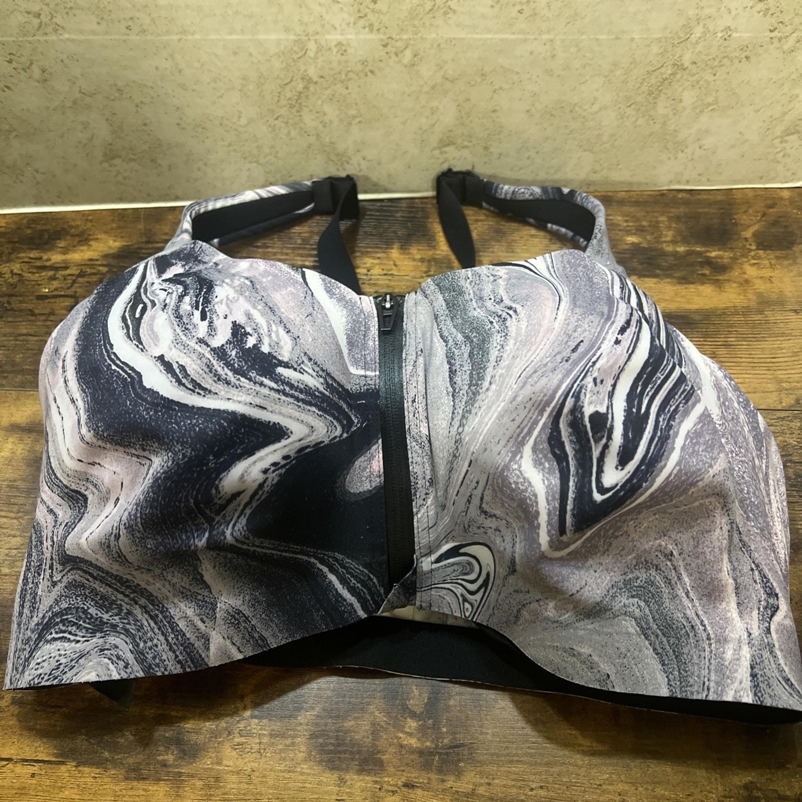 Victoria's Secret Sports Bra Sz. 38DD Knockout Front Close Underwire Gray Purple