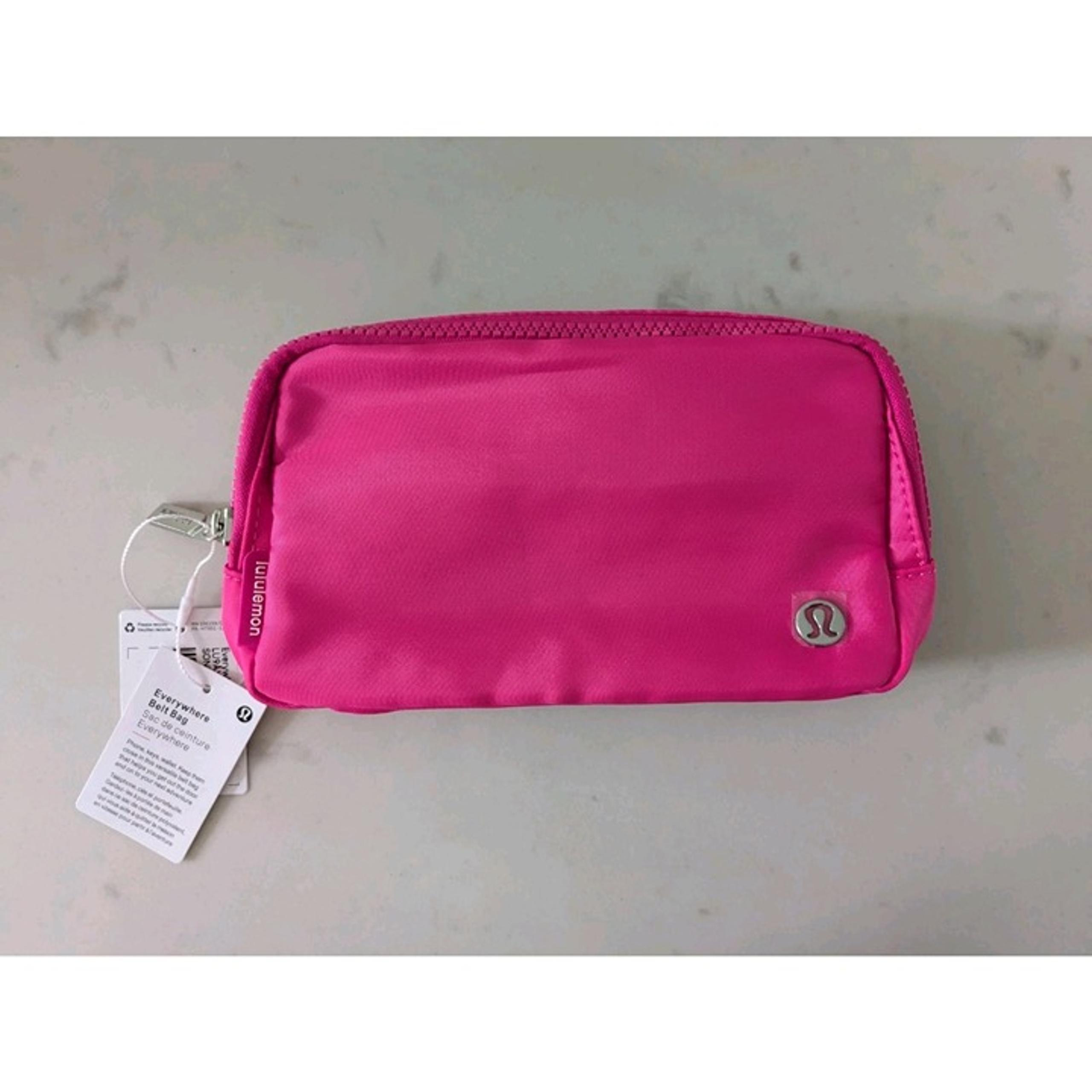 New Lululemon Everywhere Belt Bag 1L Hot Pink Sonic Pink