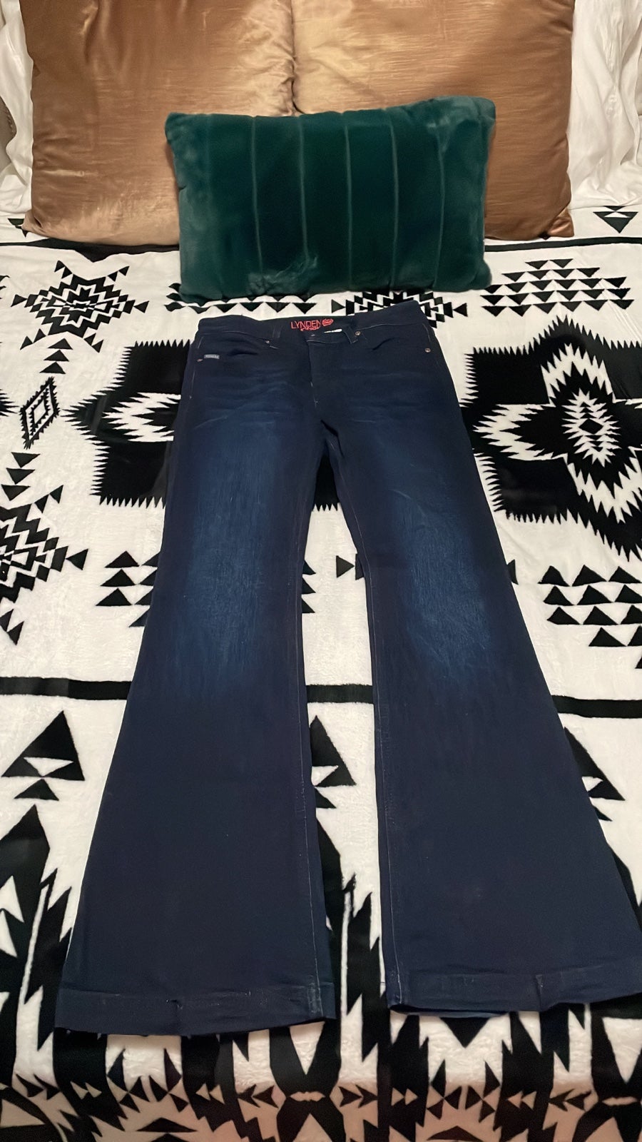 Cinch jeans