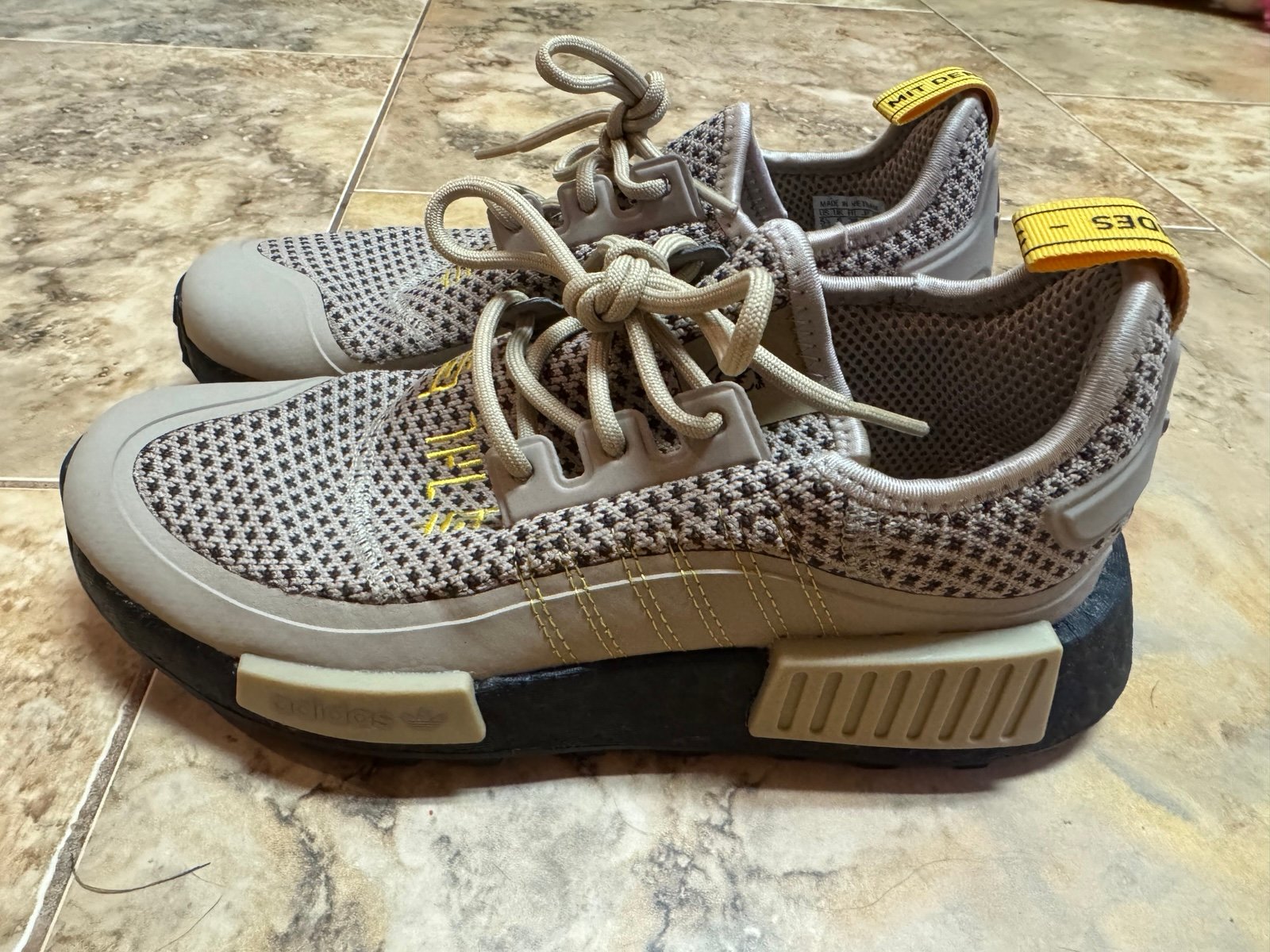 Adidas X Marvel NMD _ R1 Guardians Of The Galaxy Groot Trail Shoes M 5.5 W 6.5